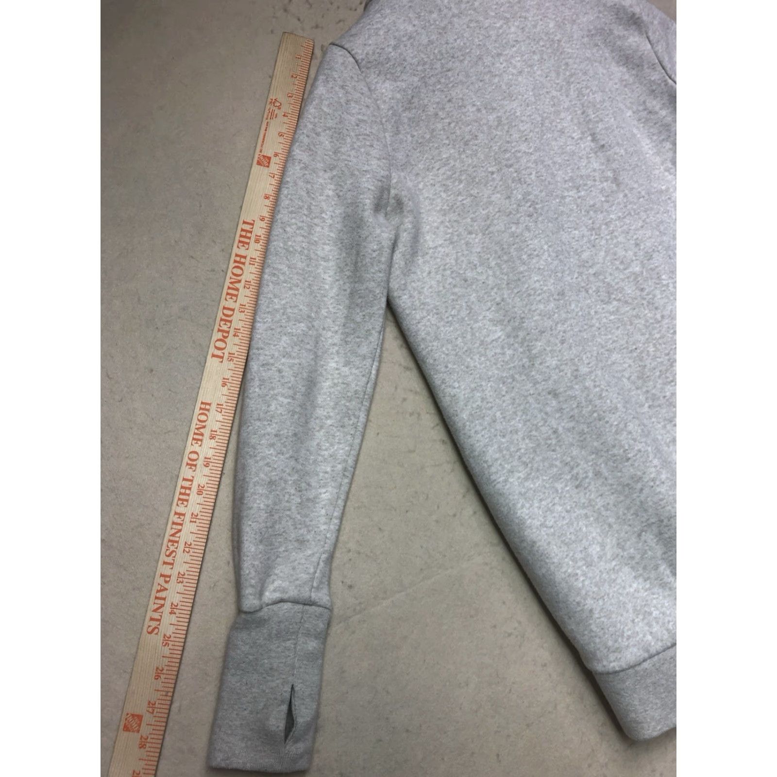 Fabletics **FABLETICS WOMENS TURTLE NECK LARGE GRAY SWEATER** User: **FABLETICS WOMENS LARGE TURTLE NECK GRAY SWEATER** Size L / US 10 / IT 46 - 6 Thumbnail