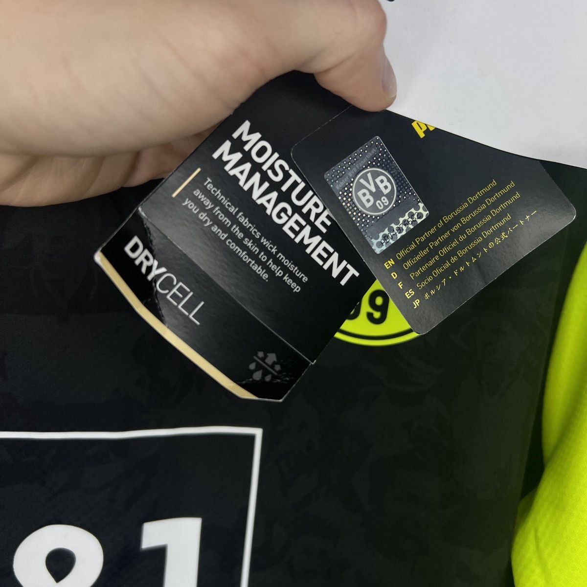 Puma Piszczek #26 Tshirt Jersey 2020 2021 Shirt Bundesliga Size US L / EU 52-54 / 3 - 9 Thumbnail