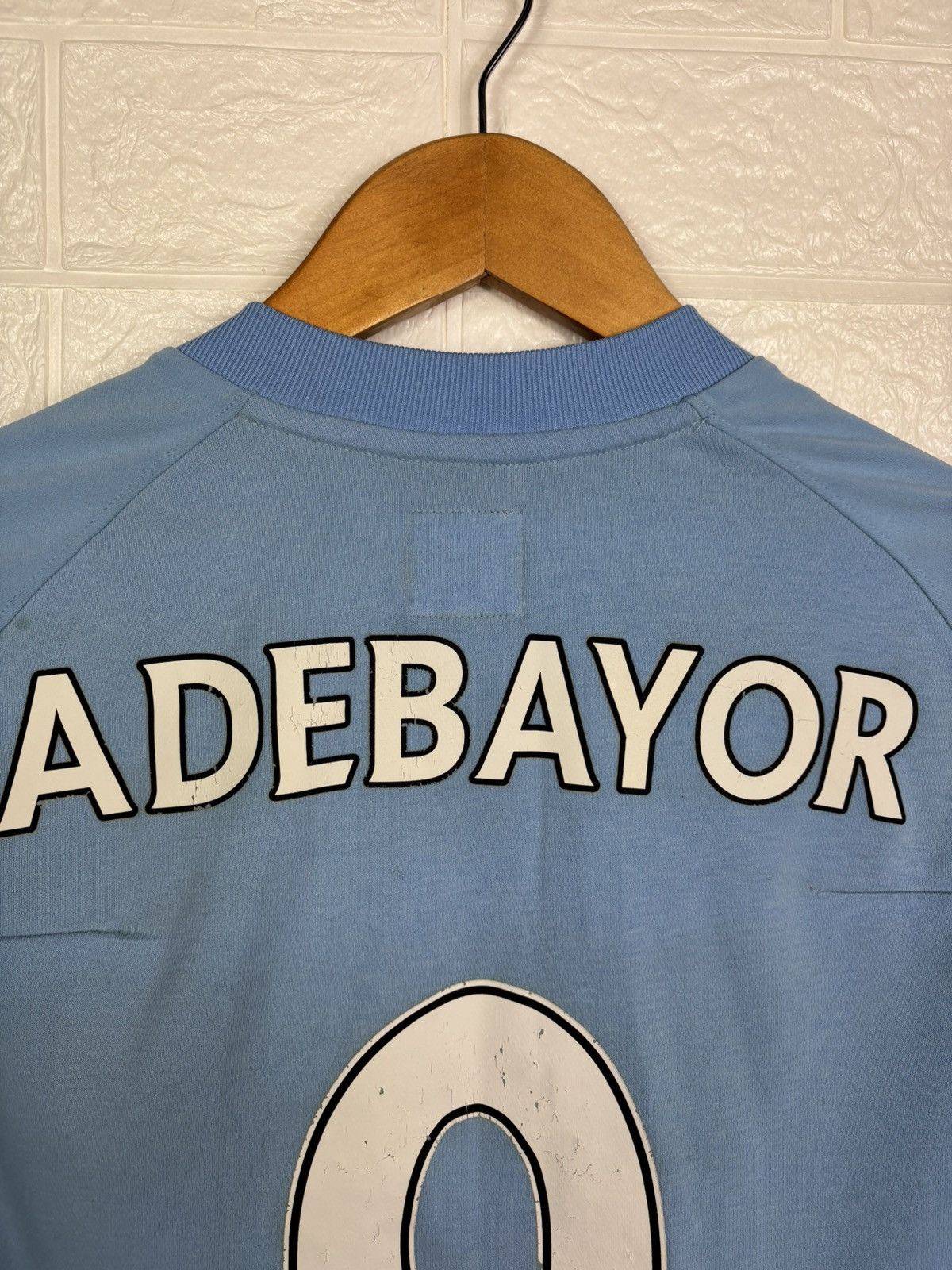 Umbro MANCHESTER CITY 2010 2011 HOME JERSEY UMBRO MEN #9 ADEBAYOR Size US L / EU 52-54 / 3 - 15 Thumbnail