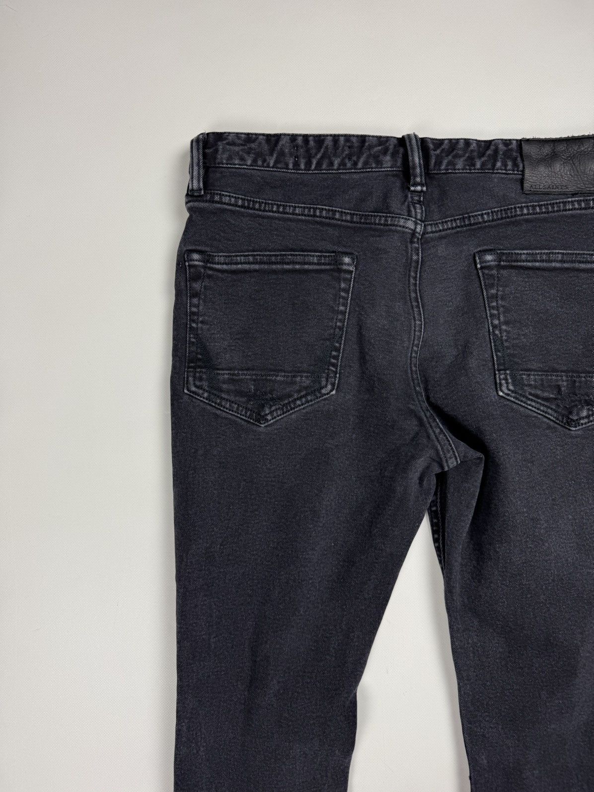 Allsaints × Japanese Brand Allsaints Cigarette Damaged Distressed Denim Skinny Jeans Size US 30 / EU 46 - 24 Thumbnail
