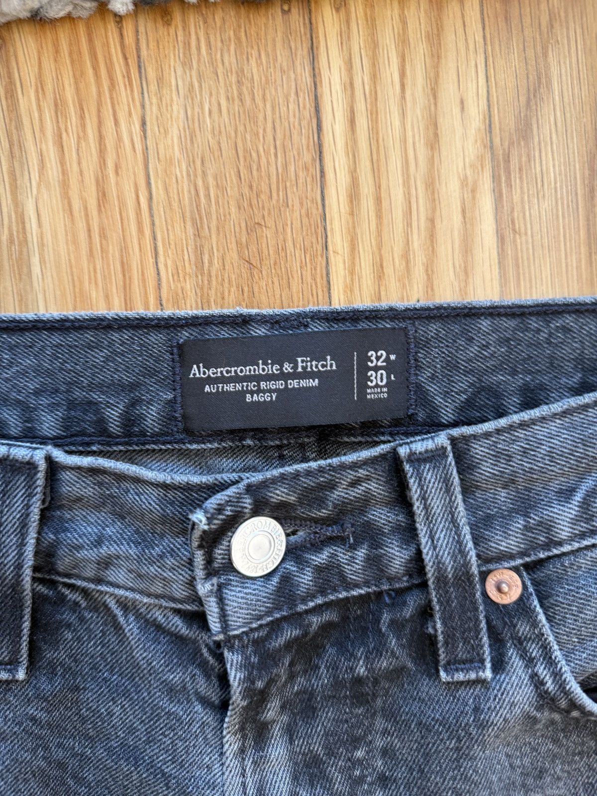 Abercrombie & Fitch Wide leg denim Size US 32 / EU 48 - 2 Thumbnail