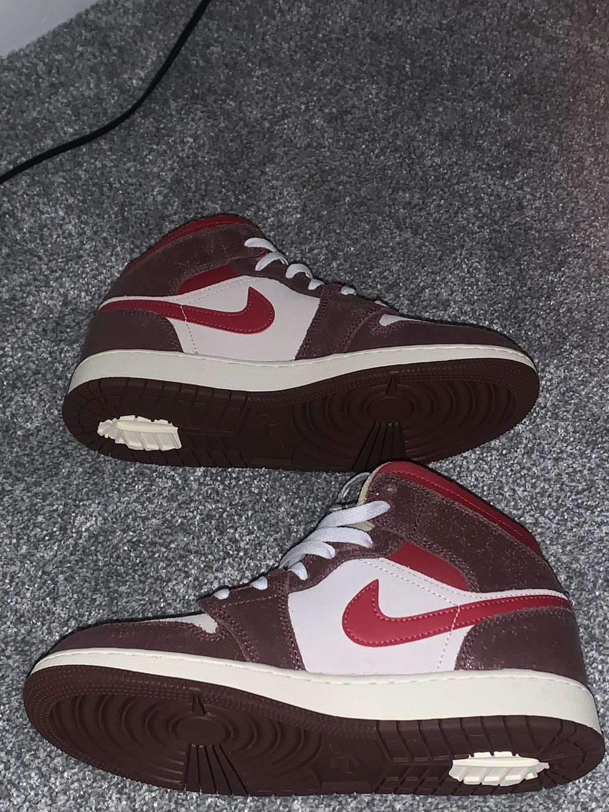 Jordan Brand Jordan “Bread and Butter” Size US 6.5 / EU 39-40 - 4 Thumbnail