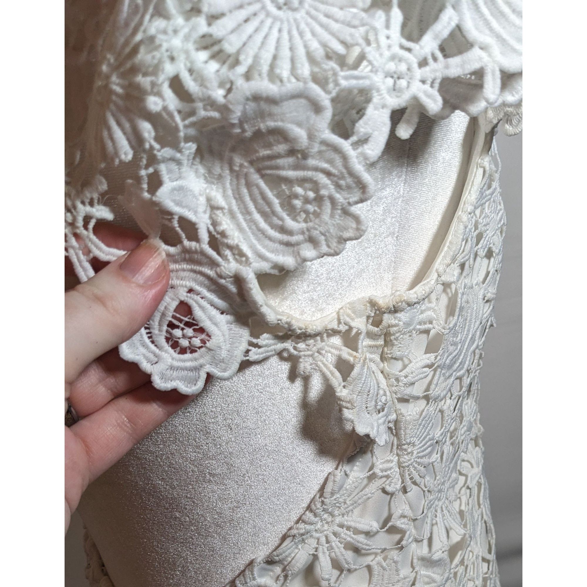 Lulus Lulus Romance Language White Floral Lace Backless Dress Size M / US 6-8 / IT 42-44 - 9 Thumbnail