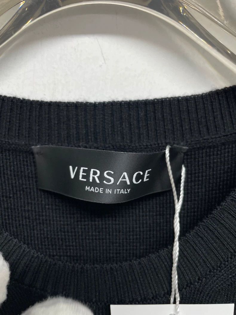 Versace Versace Sleeveless dress Size M / US 6-8 / IT 42-44 - 3 Thumbnail
