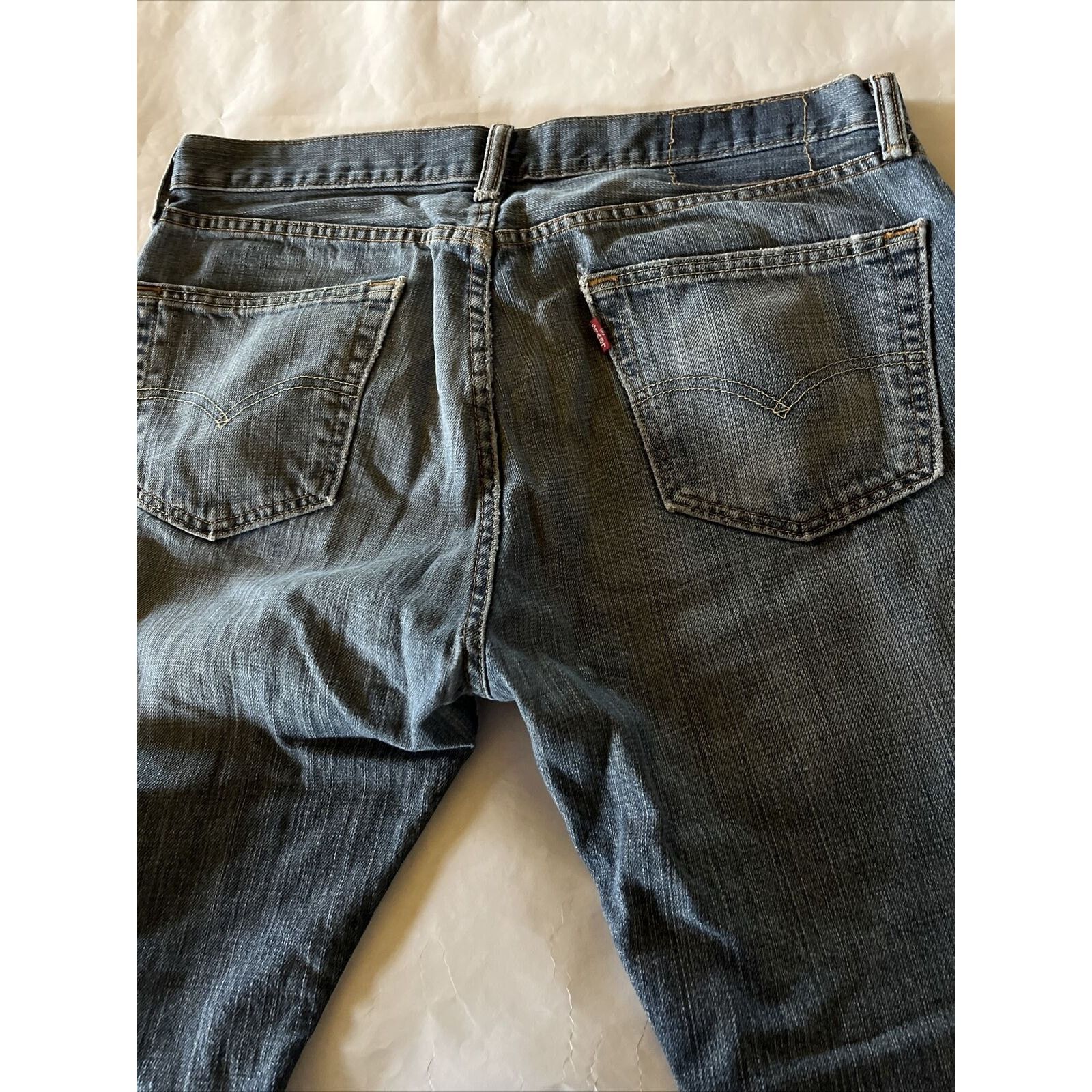 Levi's Levi’s 505 Jeans Men's 34x32 Medium Wash Denim Cotton Blue Size US 34 / EU 50 - 12 Thumbnail