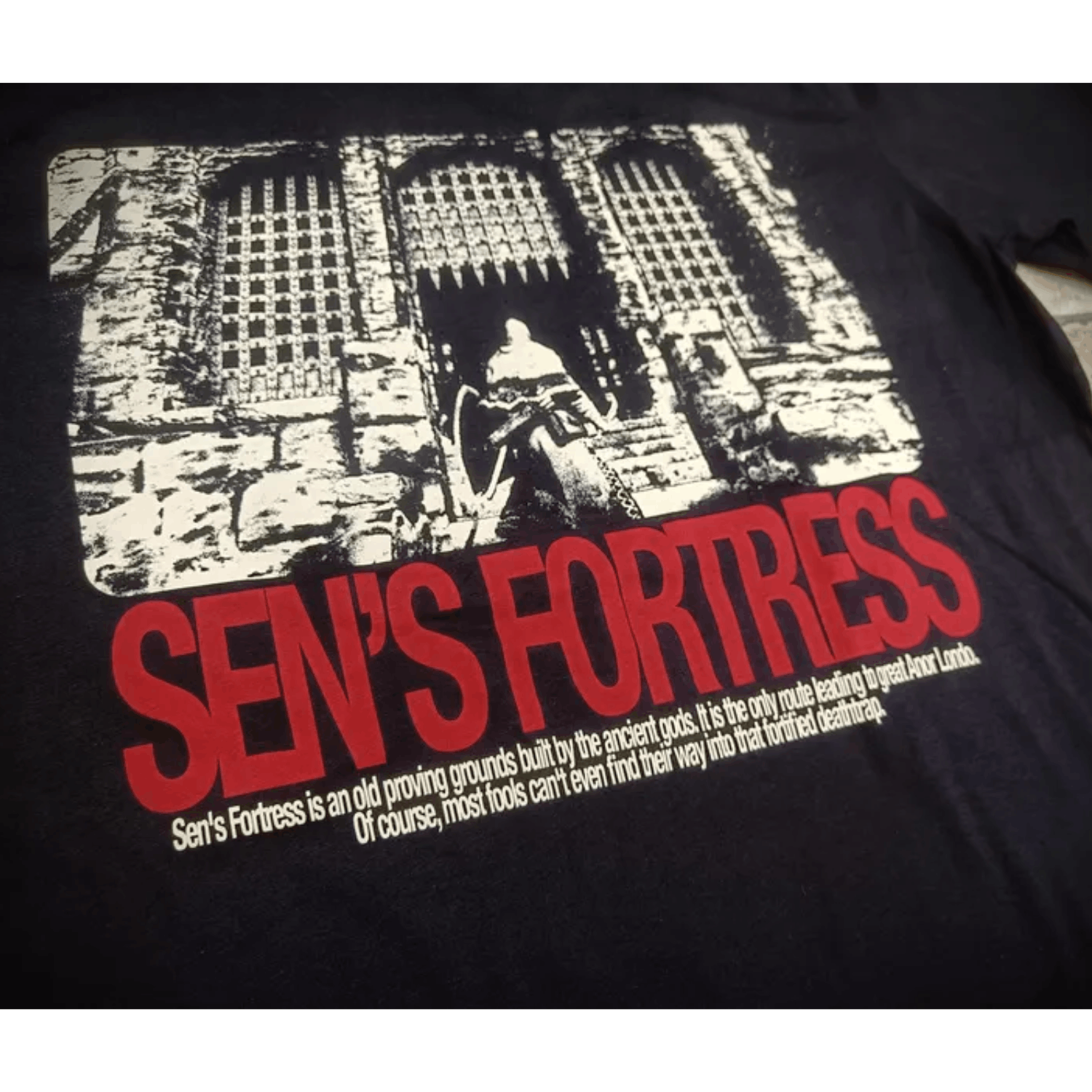 Japanese Brand Dark Souls Sens Fortress Tee – Gothic Video Game Shirt Size US L / EU 52-54 / 3 - 2 Thumbnail