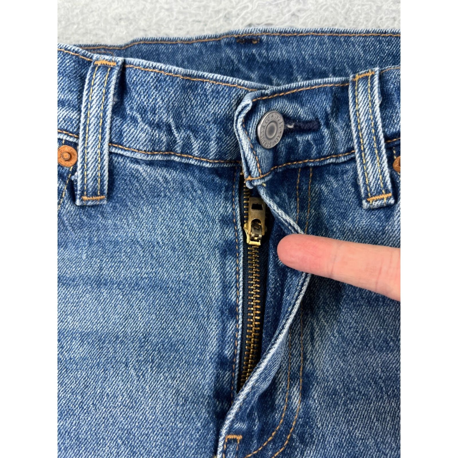 Levi's Levis Jeans Mens 510 Skinny Regular 30x28 Blue Mid Wash Denim Cotton Blend 5-Pocket Design Vintage No Size US 30 / EU 46 - 5 Thumbnail