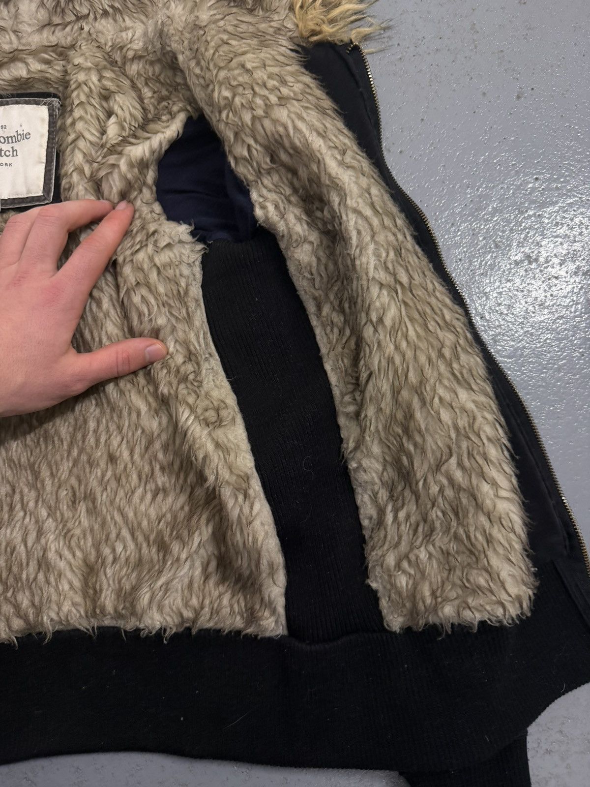Abercrombie & Fitch Abercrombie & Fitch New York Fur Y2K Zip Hoodie Size M / US 6-8 / IT 42-44 - 10 Thumbnail