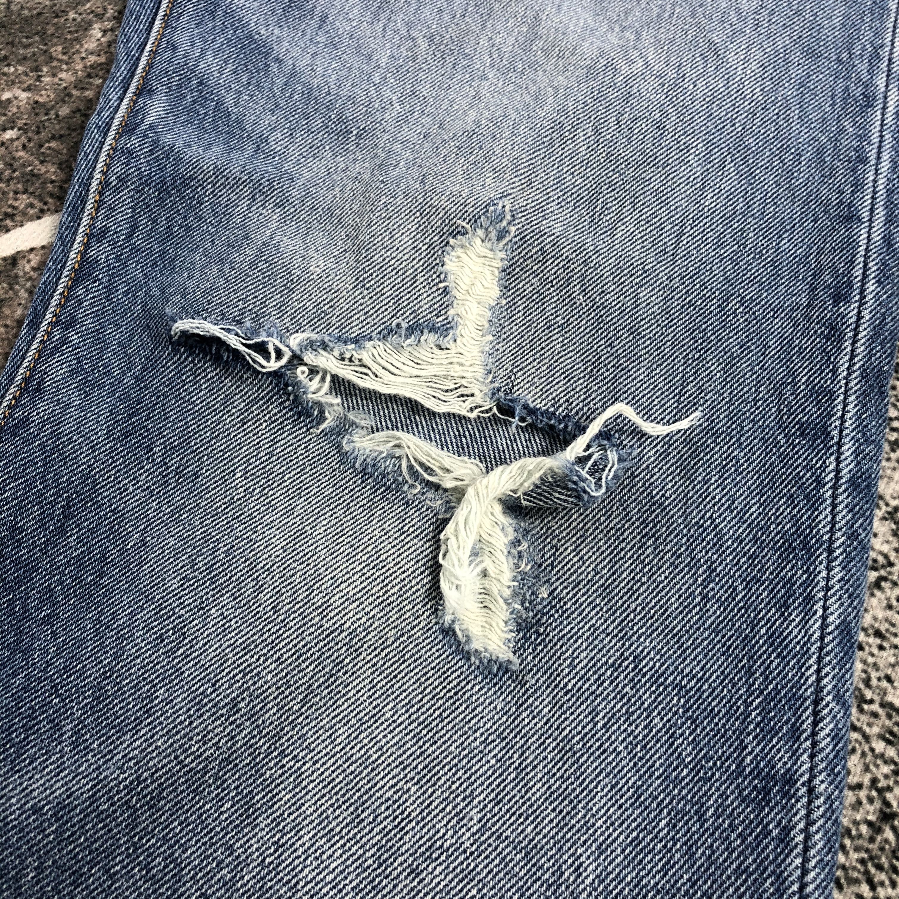 Levi's Levis 501 Jeans Distressed Denim KJ1012 Size US 28 / EU 44 - 8 Thumbnail