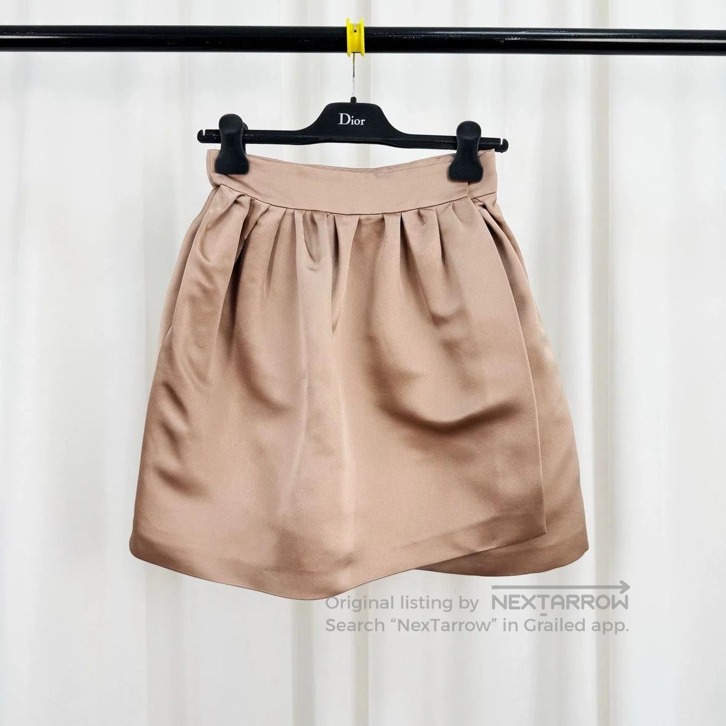 Dior elegant dior silk skirt in pink. Size US 36 / EU 52 - 1 Thumbnail