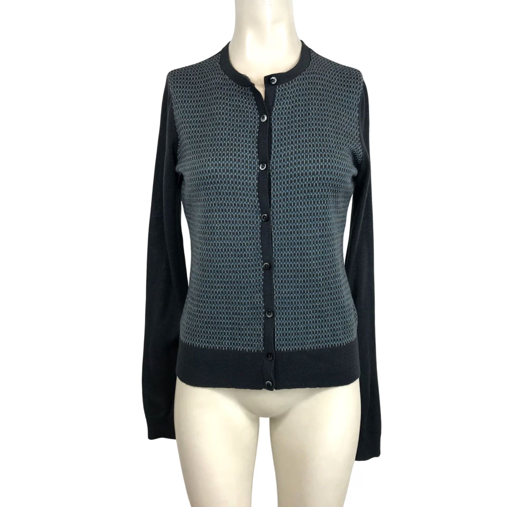Vintage HALOGEN WOMEN'S XS GRAY LONG SLEEVE BUTTON MERINO WOOL BLEND CARDIGAN SWEATER Size XS / US 0-2 / IT 36-38 - 2 Thumbnail