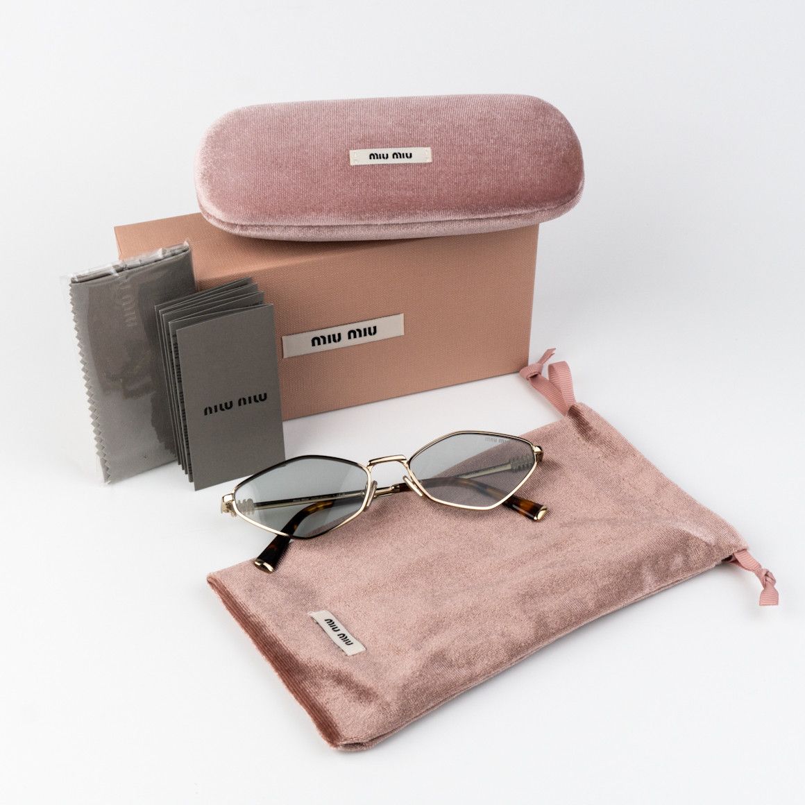 Miu Miu NEW Miu Miu MU56ZS ZVN50K REGARD Unisex Sunglasses Size ONE SIZE - 9 Thumbnail