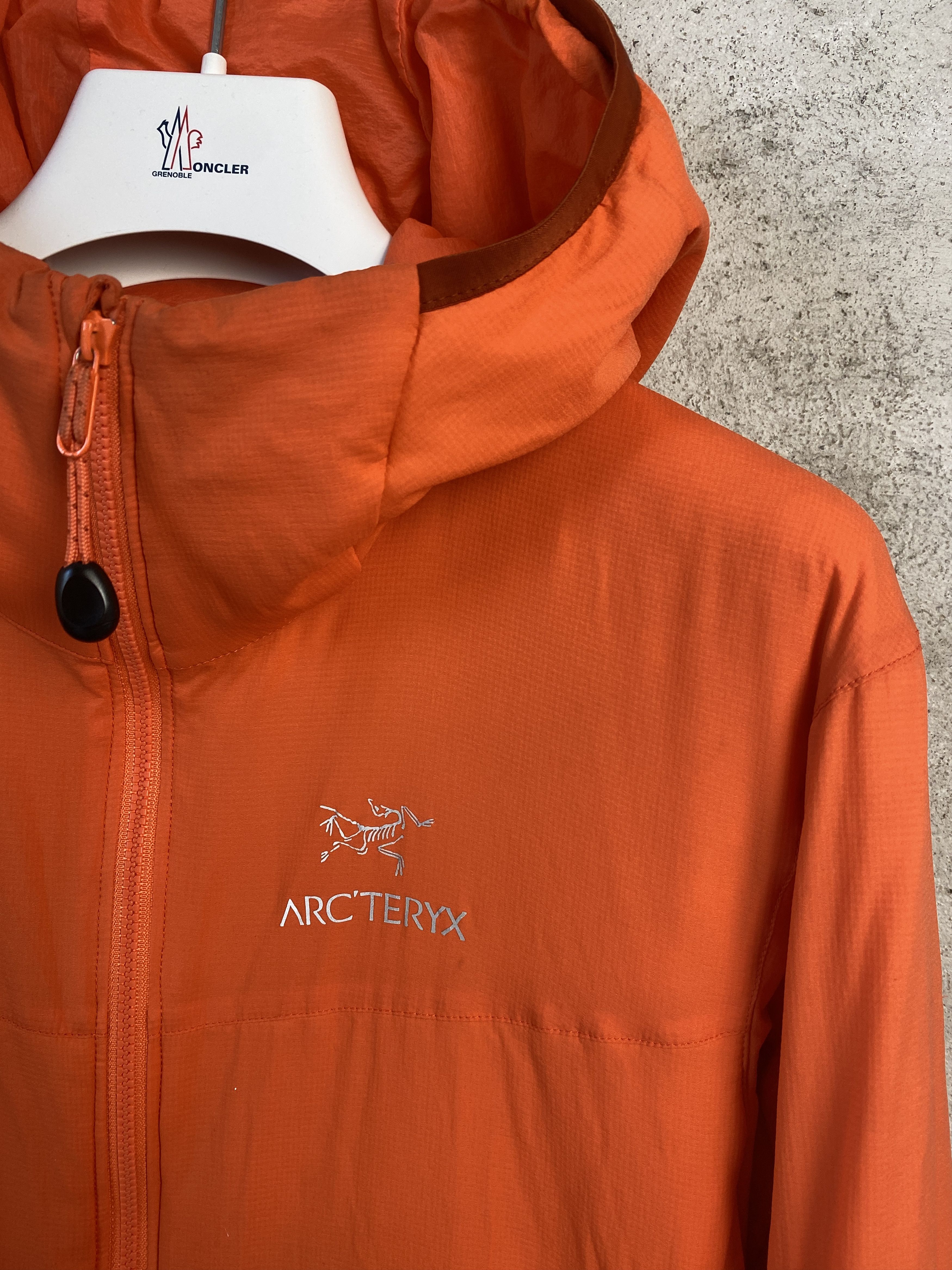 Arc'teryx Arc'teryx Atom LT Hoody Womens jacket gorpcore Size L / US 10 / IT 46 - 3 Thumbnail