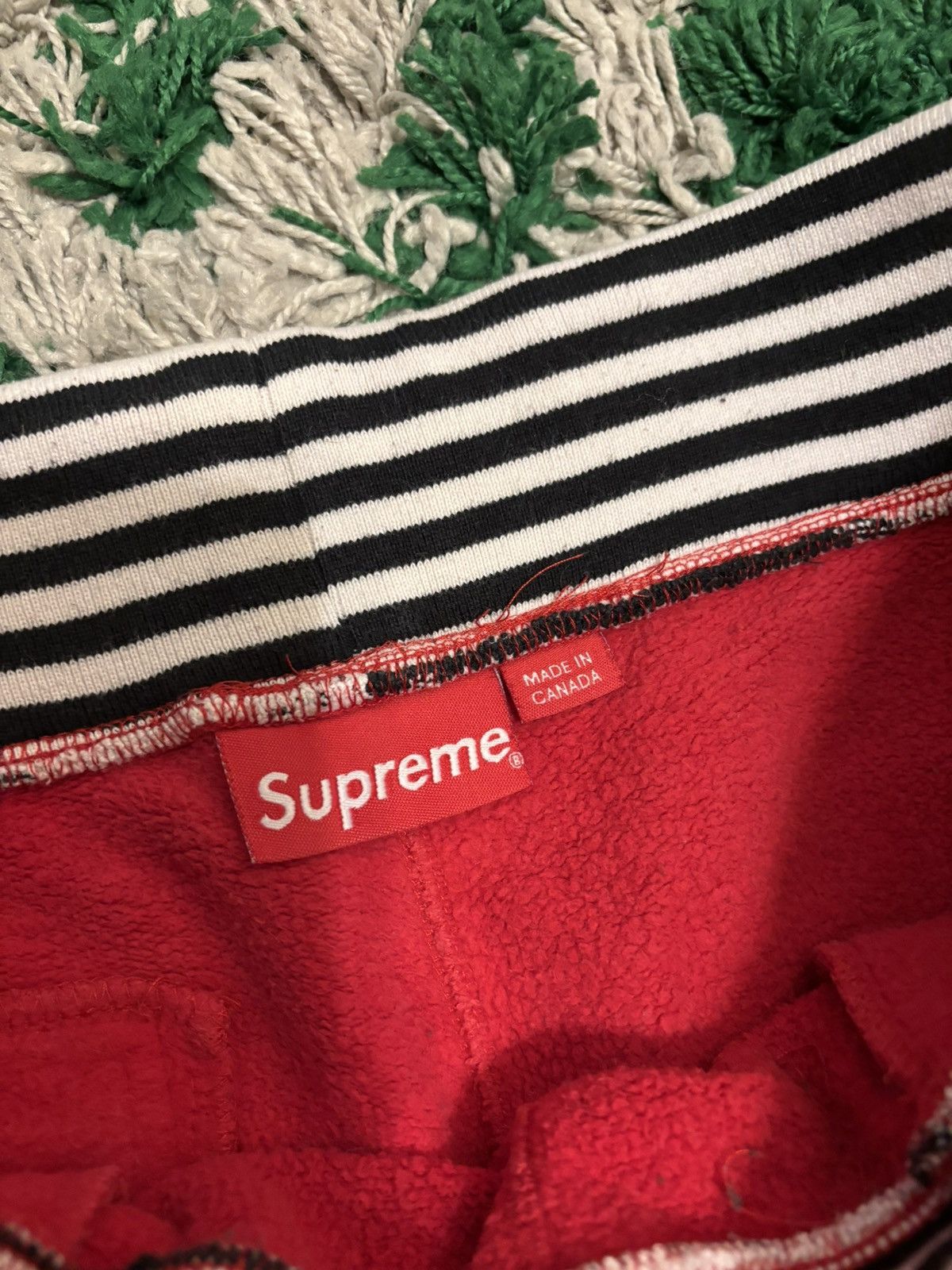 Supreme Supreme Early 2010s Sweatpants Size US 34 / EU 50 - 5 Thumbnail
