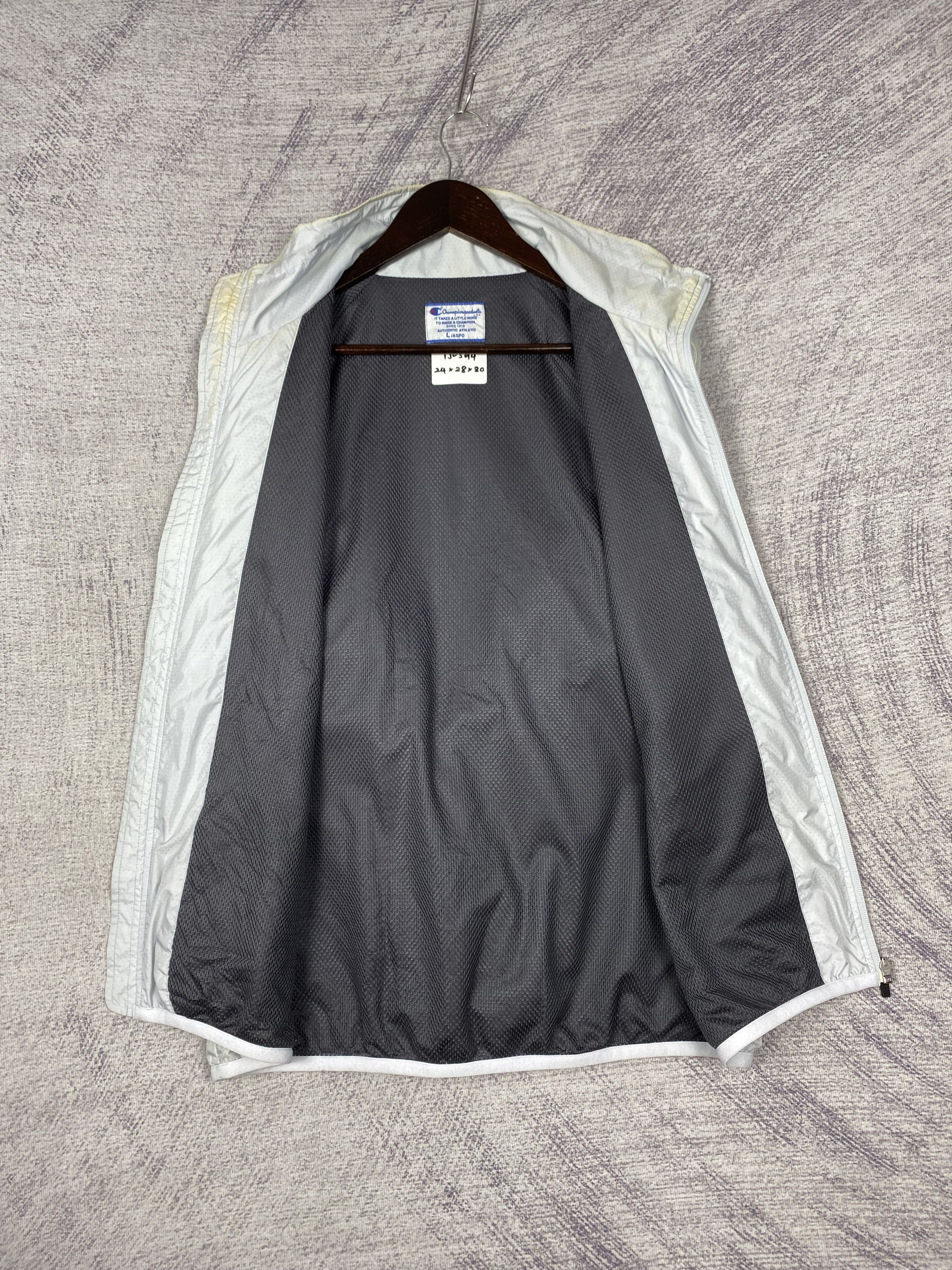 Champion Vintage Champion Full Zip Windbreaker Jacket Size US L / EU 52-54 / 3 - 6 Thumbnail