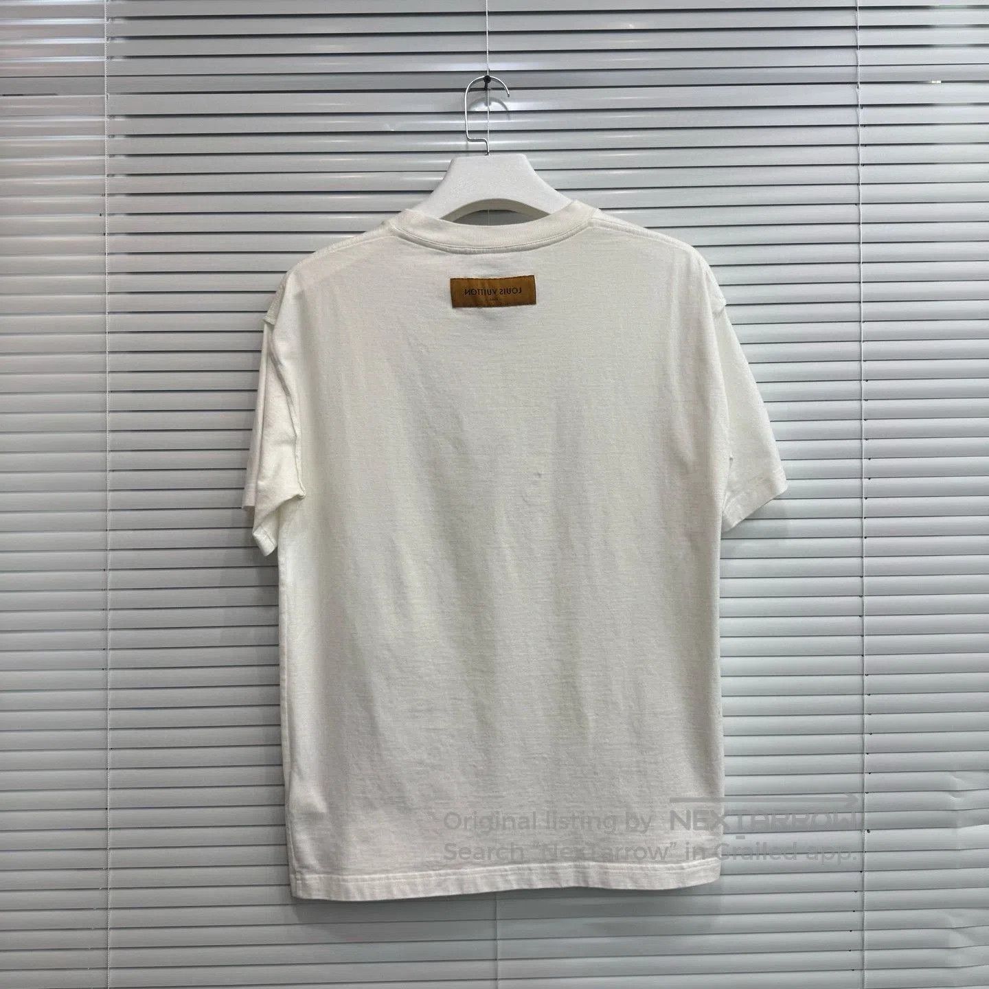 Louis Vuitton Louis Vuitton 2054 Floral Short-Sleeve. Size M / US 6-8 / IT 42-44 - 2 Thumbnail