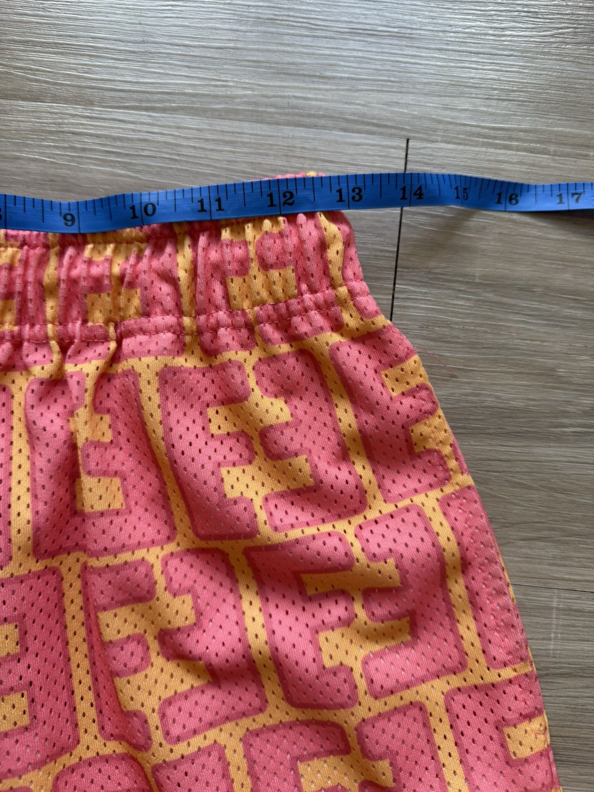 Eric Emanuel Eric Emanuel Short Fendi Size Small orange/yellow Size US 31 - 5 Thumbnail