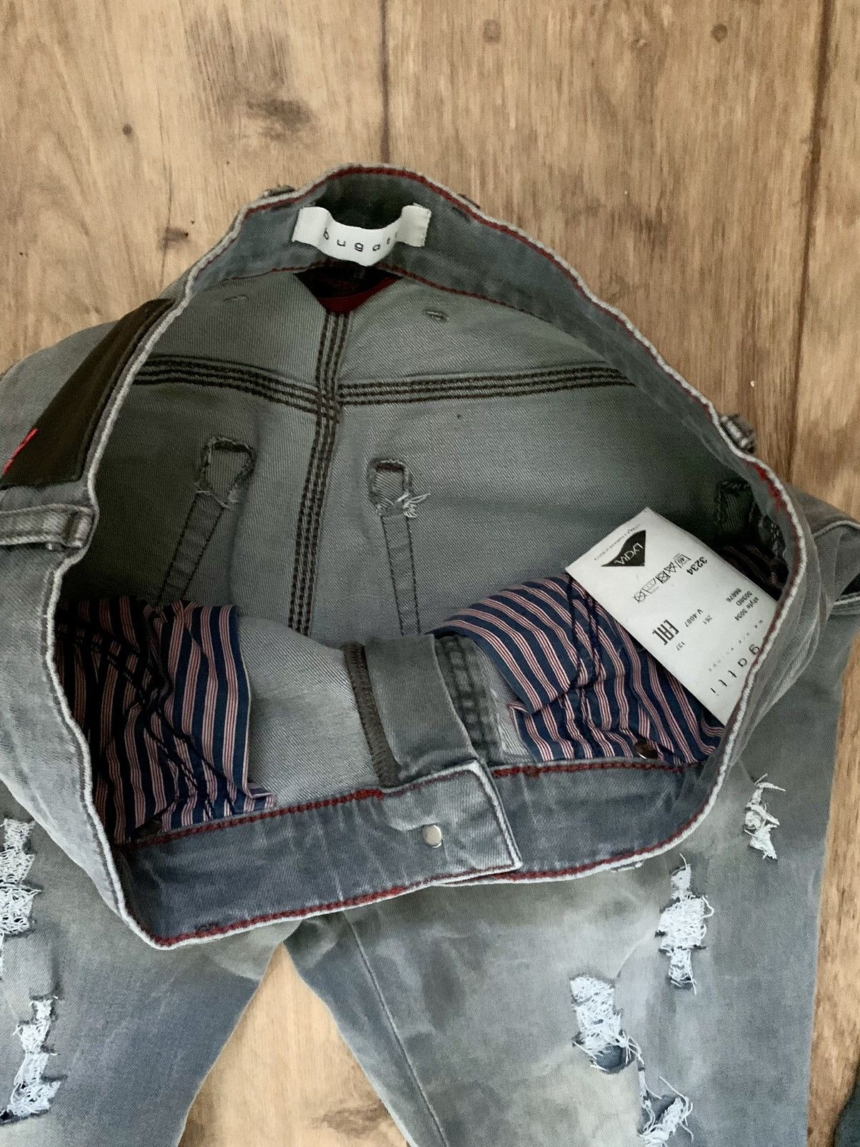 Bugatti × Designer Bugatti 'Flex City' Grey Men's Jeans Distressed Light Grey Denim Designer Classic Style Size US 30 / EU 46 - 3 Thumbnail