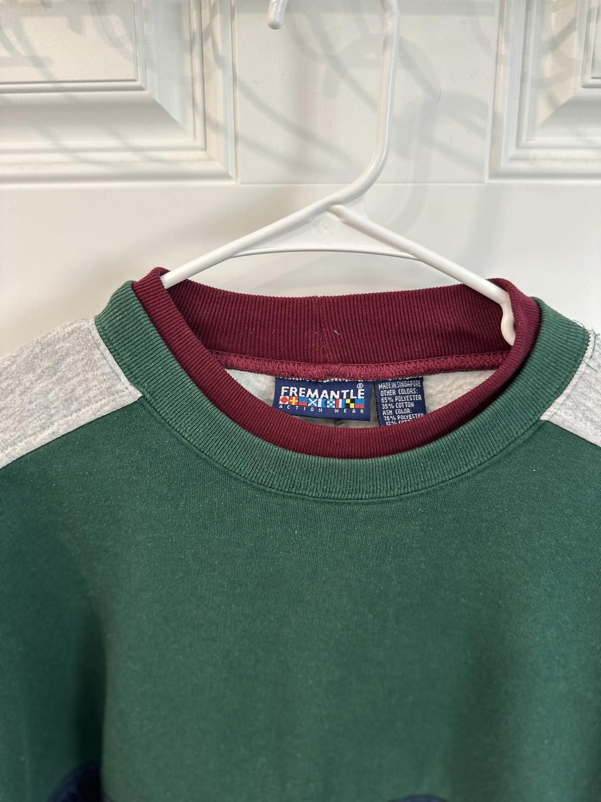 Designer Vintage Fremantle Large Sweatshirt Crewneck Size US L / EU 52-54 / 3 - 2 Thumbnail