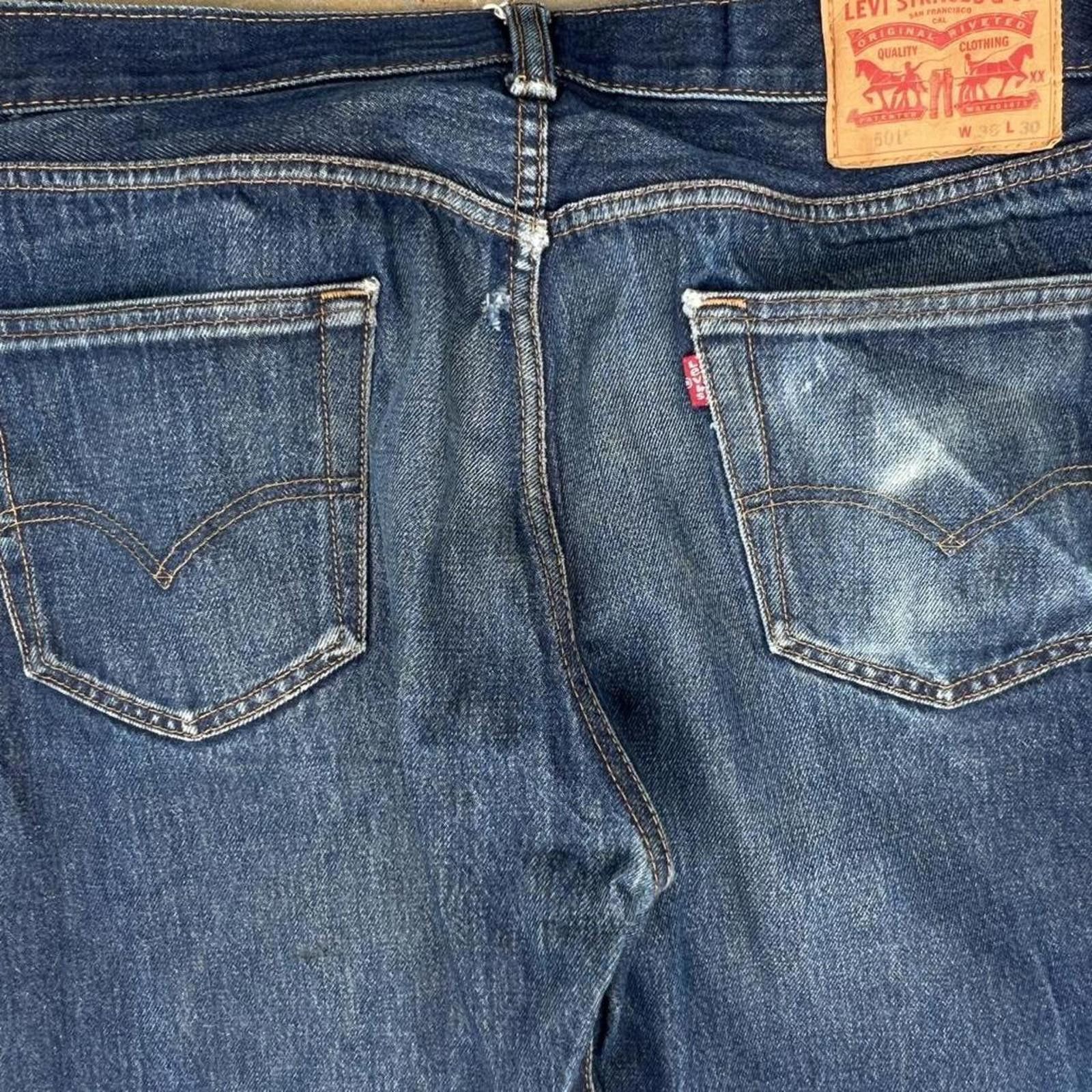 Levi's Naturally Distressed Dark Indigo Wash Levi’s Denim 501 Jeans Size US 36 / EU 52 - 6 Thumbnail