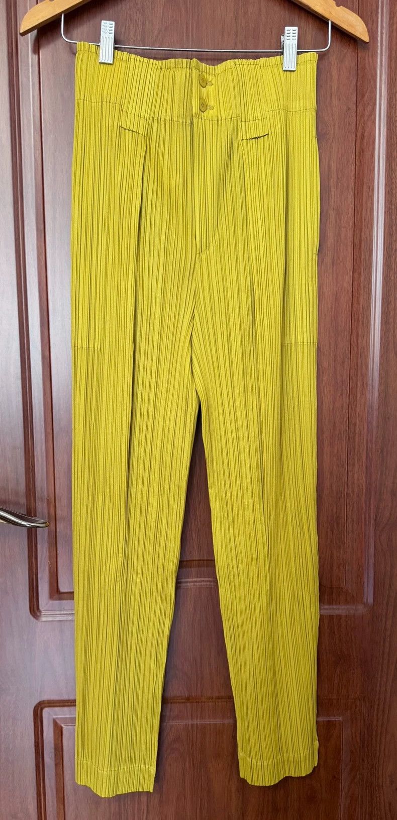 Issey Miyake size:3 Ginger yellow pleated trousers