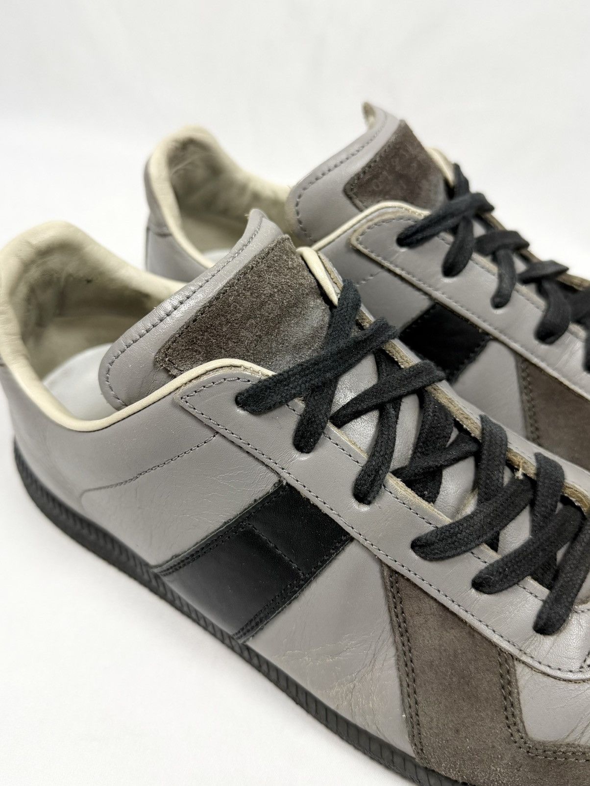 Maison Margiela 2010s Maison Margiela Two-Tone Grey Black GAT Replica Low Size US 8.5 / EU 41-42 - 3 Thumbnail