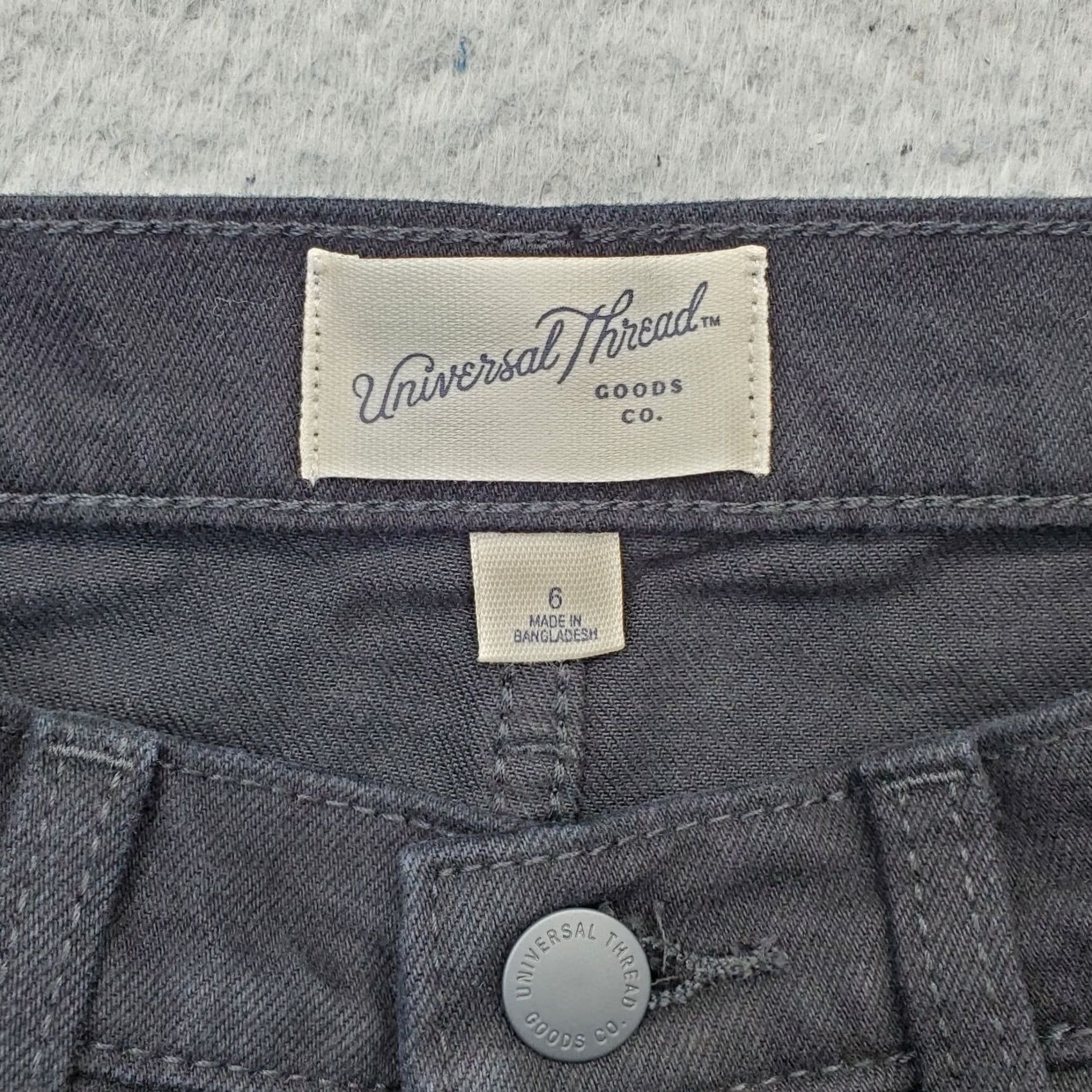 Vintage Universal Thread Jeans Womens 6 Black High Rise Comfort Fit Button Fly Size 28" / US 6 / IT 42 - 7 Thumbnail