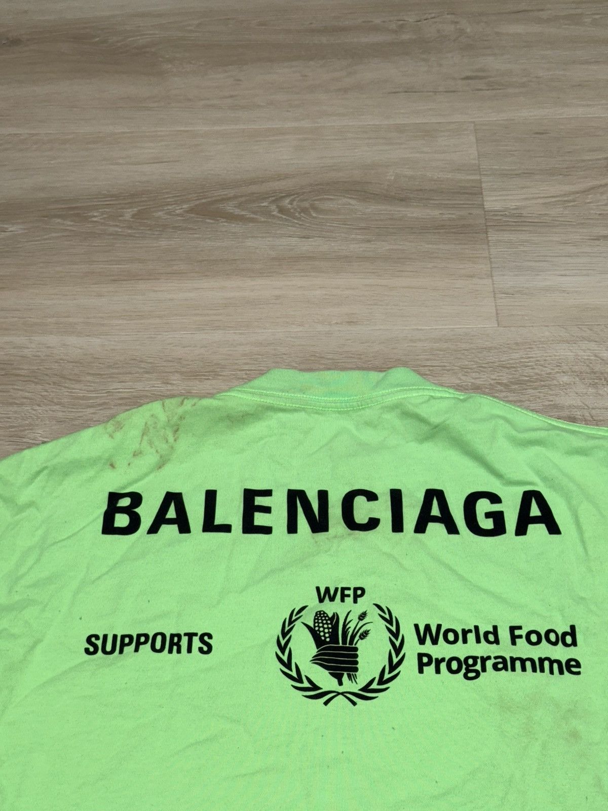 Balenciaga Balenciaga WFP World Food Programme Tee Size US M / EU 48-50 / 2 - 10 Thumbnail