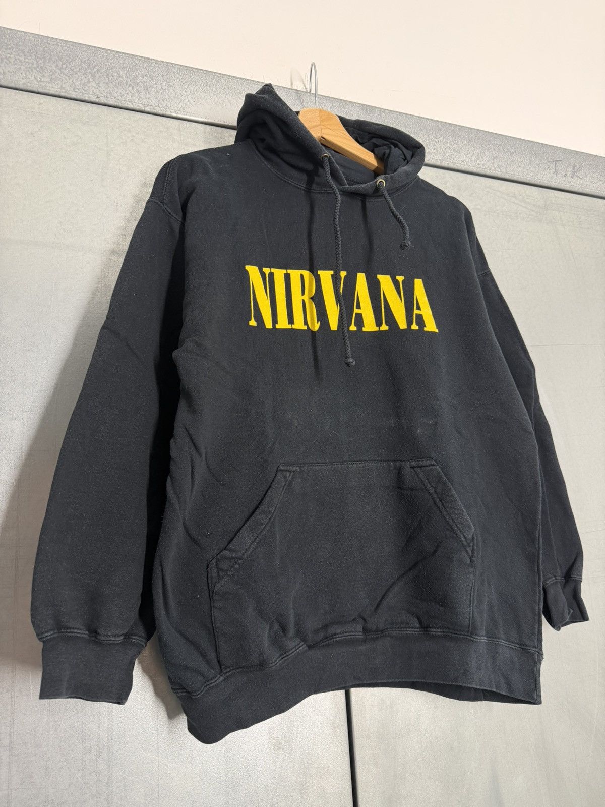 Band Tees Vintage 2004 Nirvana Sports Club Hoodie Size US M / EU 48-50 / 2 - 4 Thumbnail
