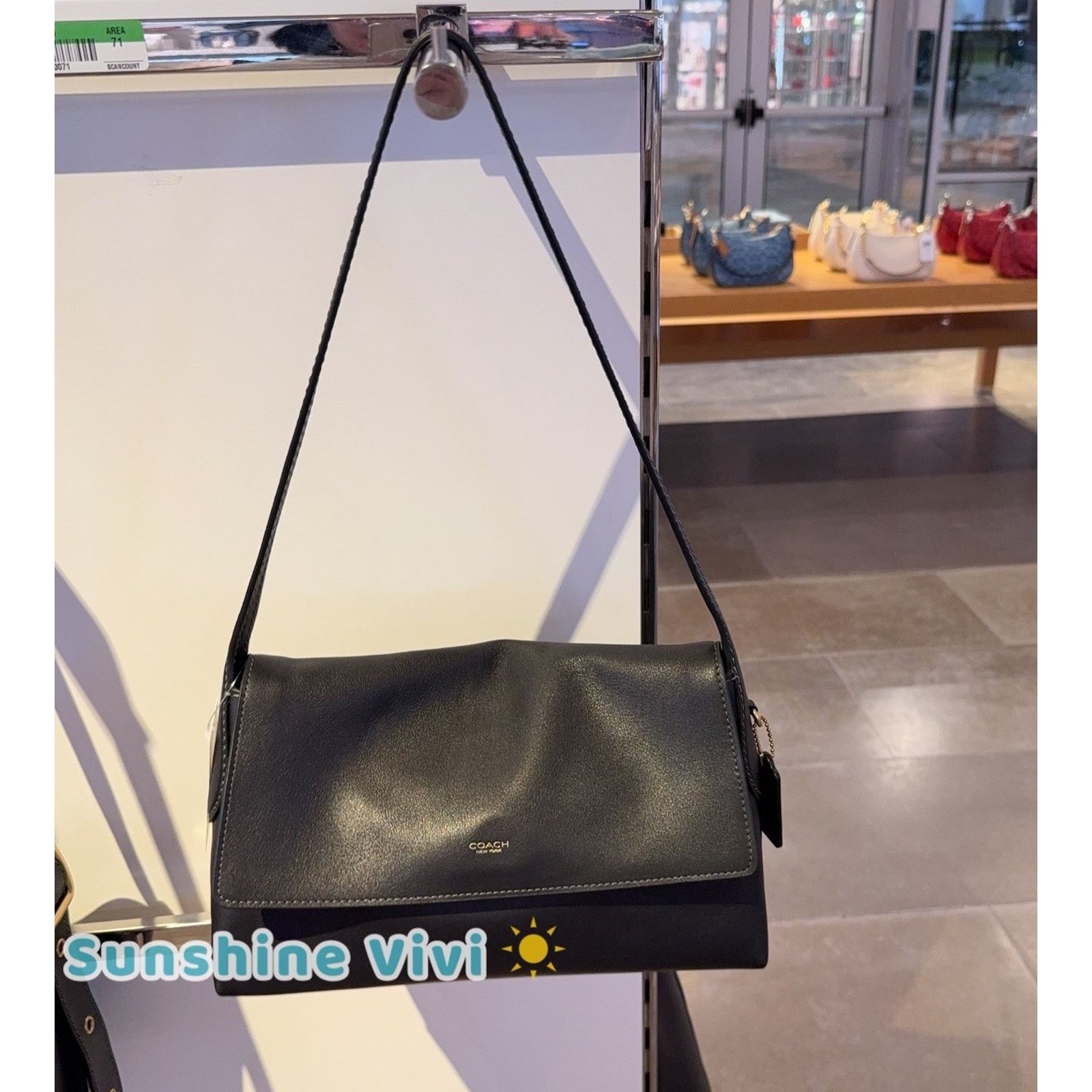 Coach NWT Coach Chelsea Shoulder Bag 30 Black grain Leather Cds58 Size ONE SIZE - 1 Thumbnail