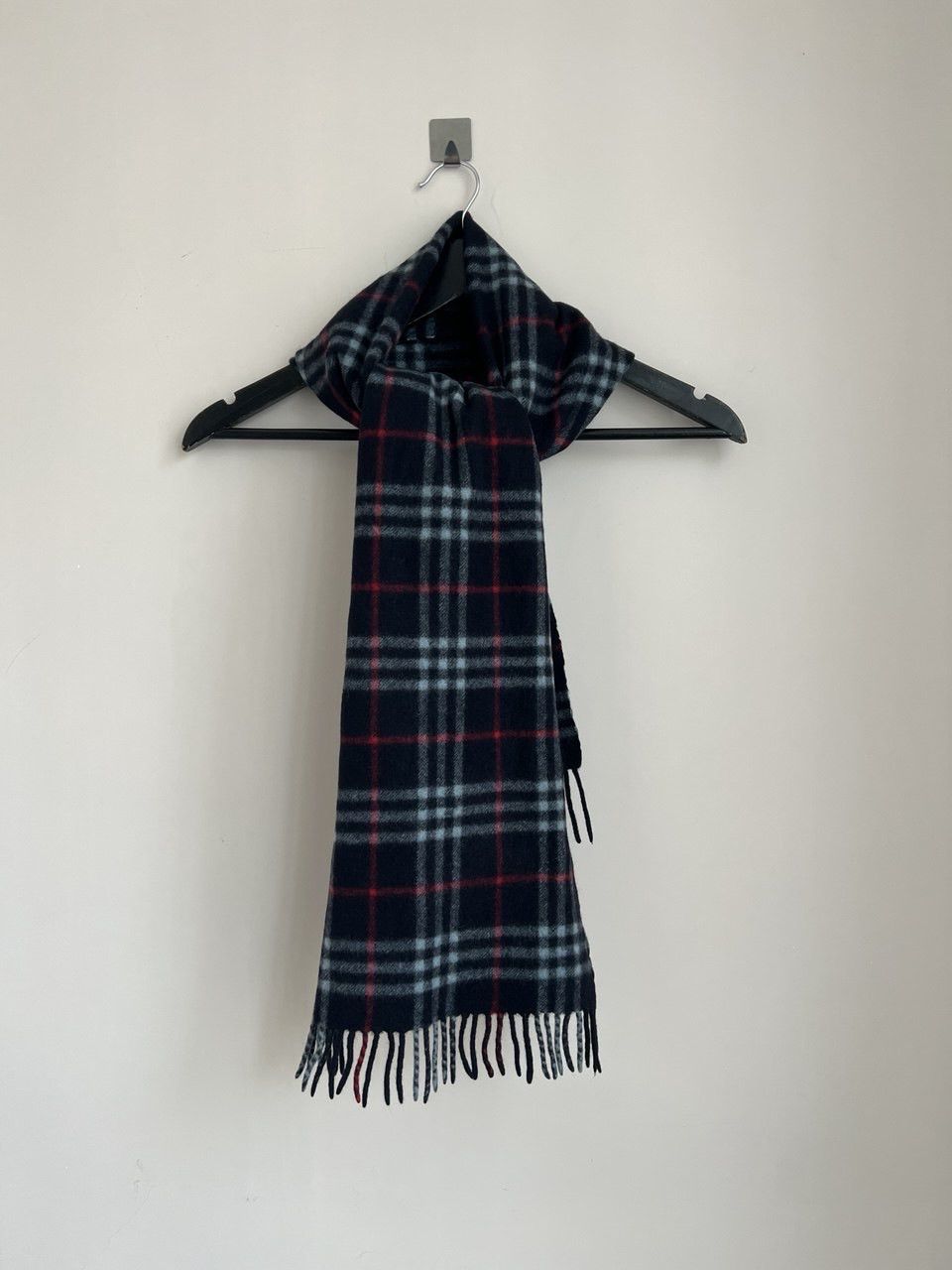 Burberry Burberry winter scarf vintage blue 100% cashmere Size ONE SIZE - 2 Thumbnail