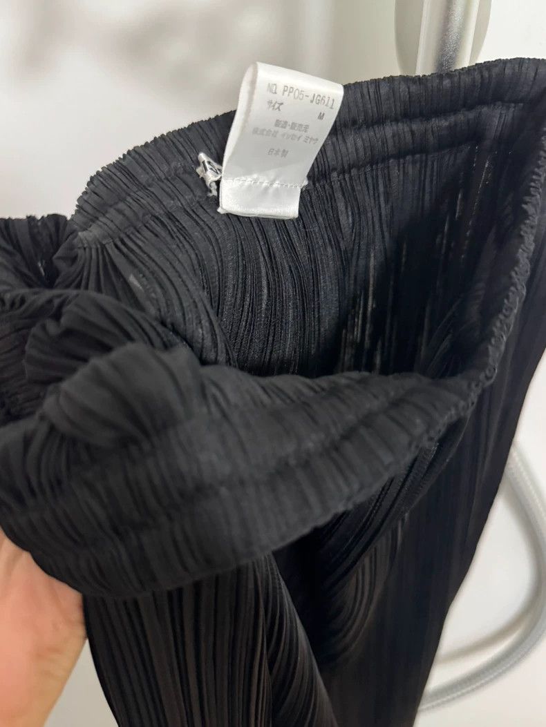 Issey Miyake Issey Miyake size:m Black pleated skirt Size 42" / US 20 - 5 Thumbnail