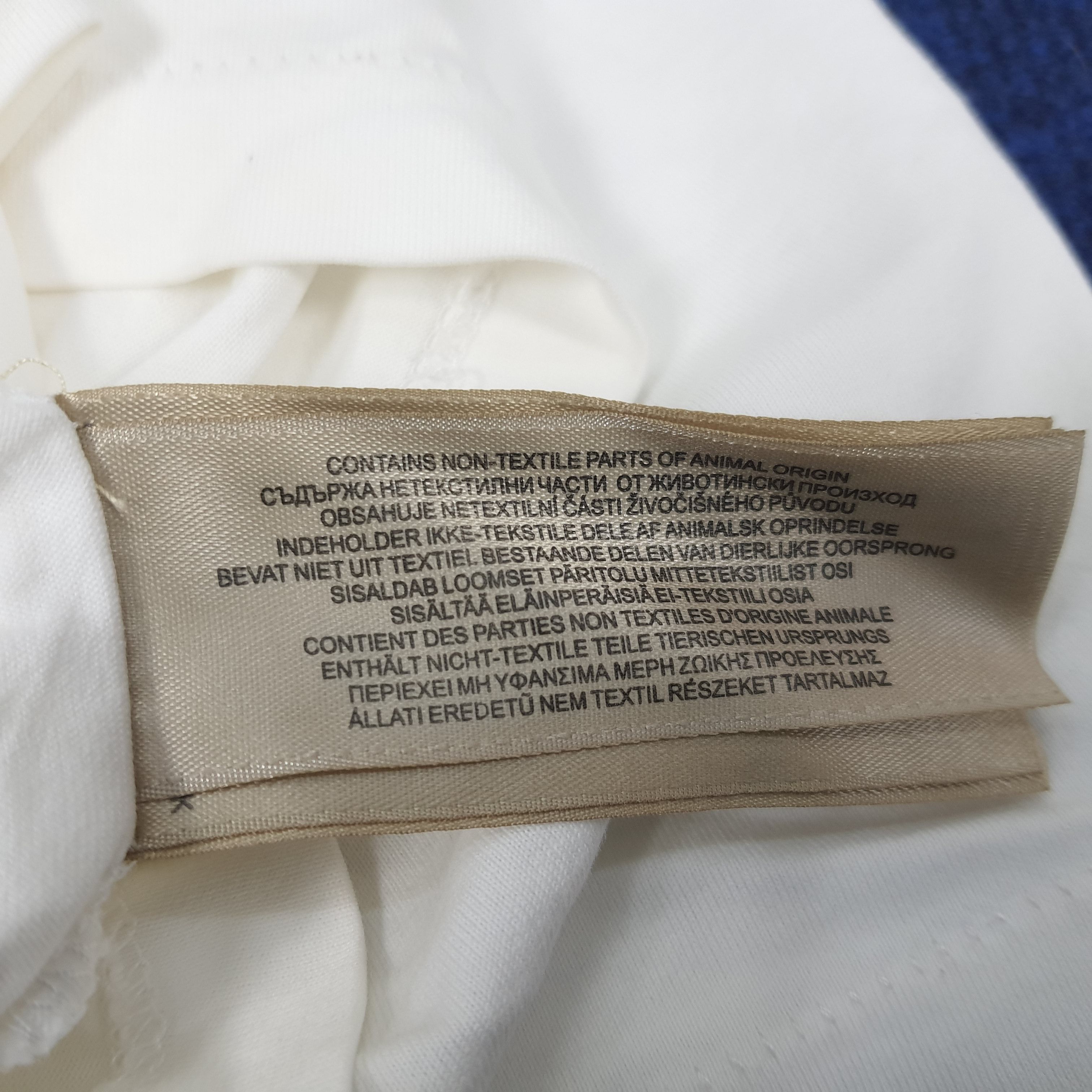 Burberry × Vintage Vintage Burberry London Custom Logo T-shirt Size US M / EU 48-50 / 2 - 14 Thumbnail