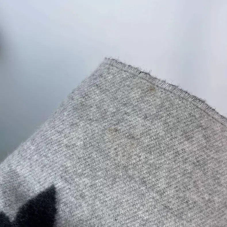 Louis Vuitton Louis Vuitton Black and grey full-printed cashmere double- Size ONE SIZE - 7 Thumbnail