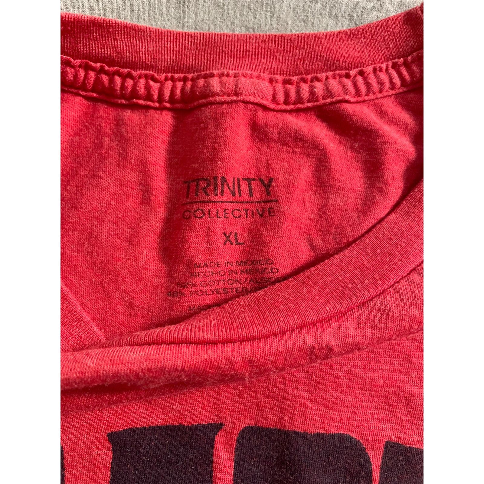 Other Trinity Collective Coastal Surf Club TShirt SZ XL Size US XL / EU 56 / 4 - 6 Thumbnail