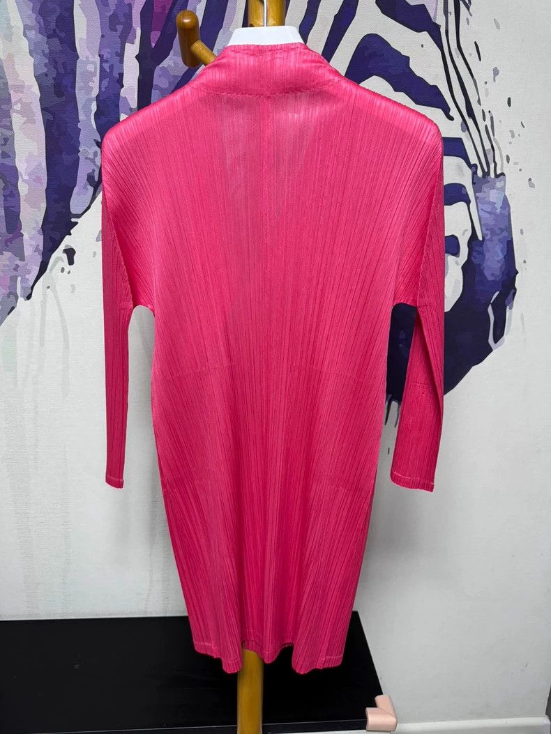 Issey Miyake Issey Miyake size:2 Watermelon red pleated cardigan Size XS / US 0-2 / IT 36-38 - 2 Thumbnail