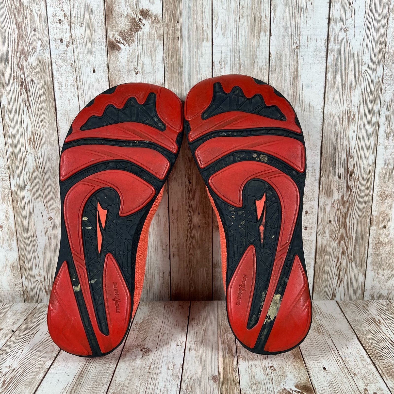 Altra Altra escalante 2.5 red black Womens 8.5 footshape shoes Size US 8.5 / IT 38.5 - 7 Thumbnail