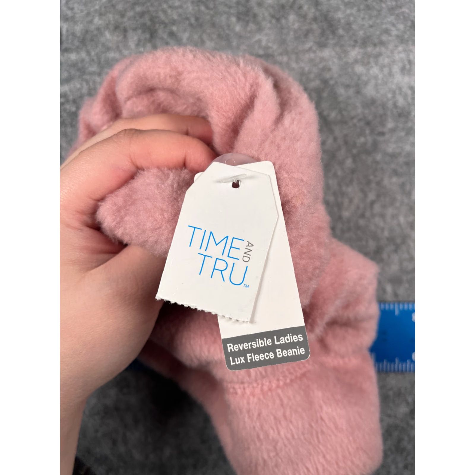 Vintage Time And Tru Beanie Womens One Size Pink Knit Polyester Faux Fur Hat Size ONE SIZE - 3 Thumbnail