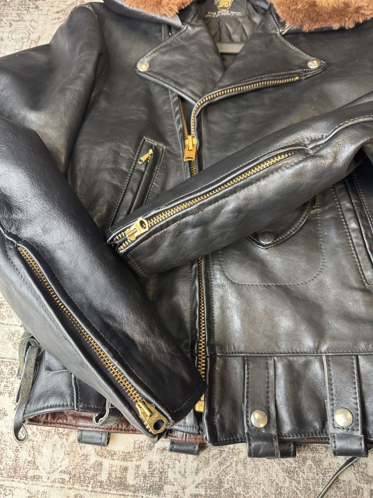 Golden Bear Golden Bear NOS leather motorcycle jacket 36-38 us Size US S / EU 44-46 / 1 - 9 Thumbnail