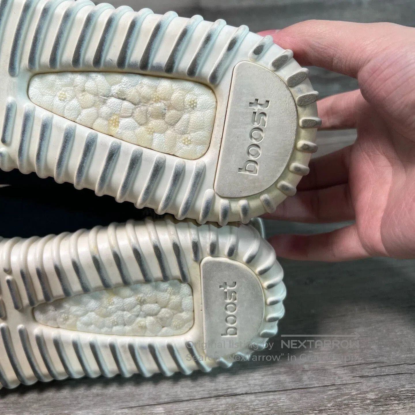 Yeezy Adidas Yeezy 350 AQ4832. Size US 9 / EU 42 - 7 Thumbnail