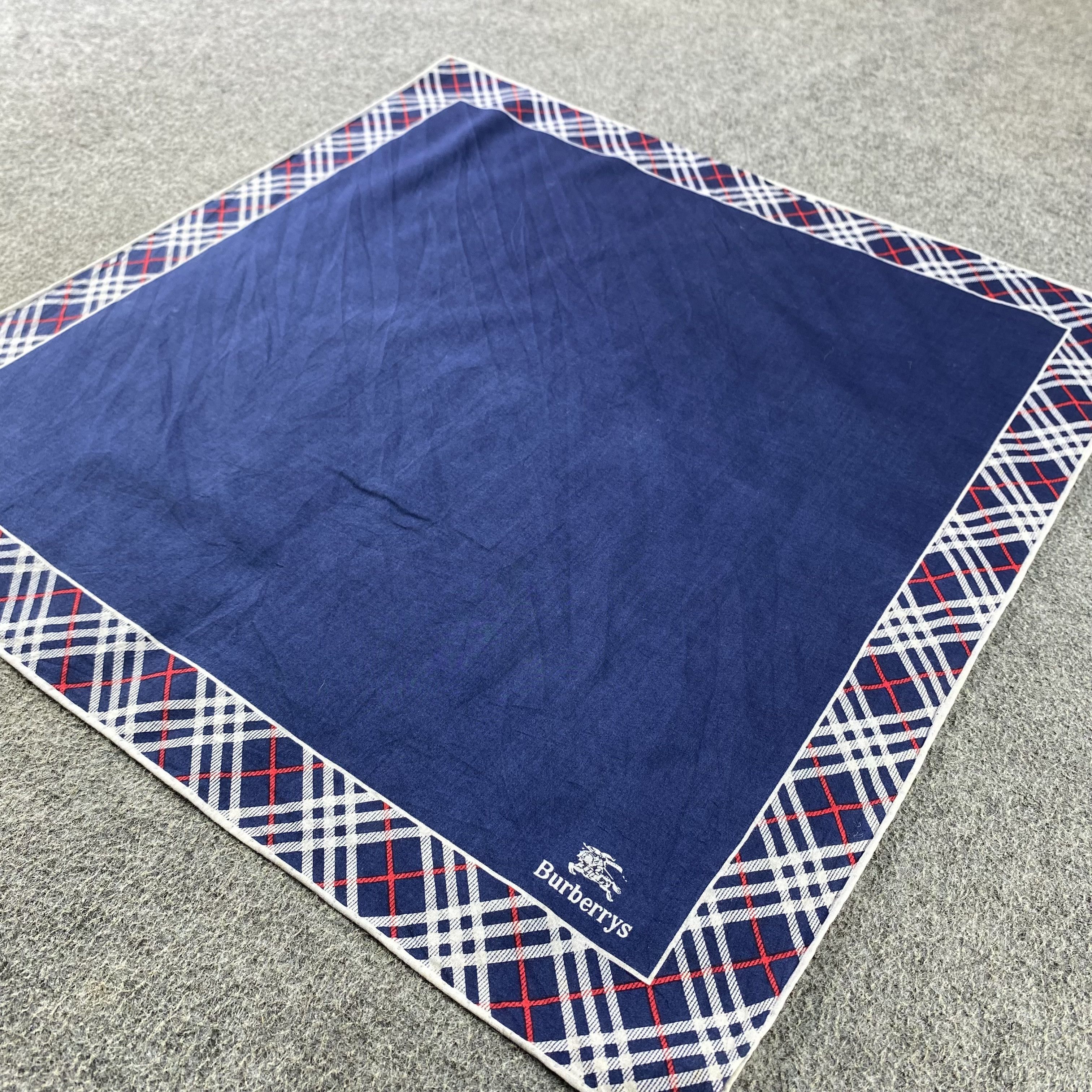 Burberry × Vintage Burberry Handkerchief/Neckerchief/Bandana HC754 Size ONE SIZE - 2 Thumbnail