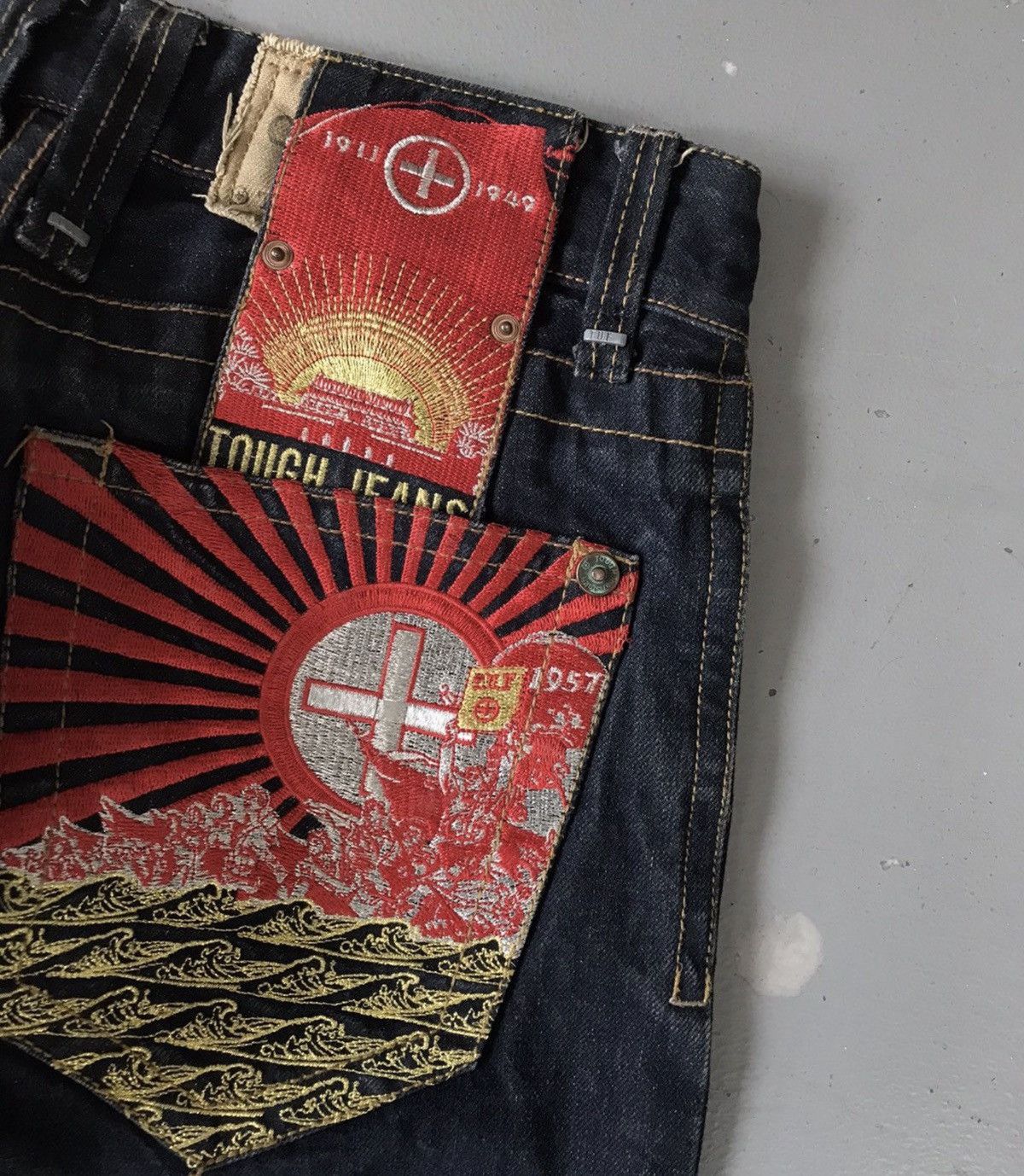 Coogi Vintage tough smith jeans embroidered denim Size US 29 - 11 Thumbnail