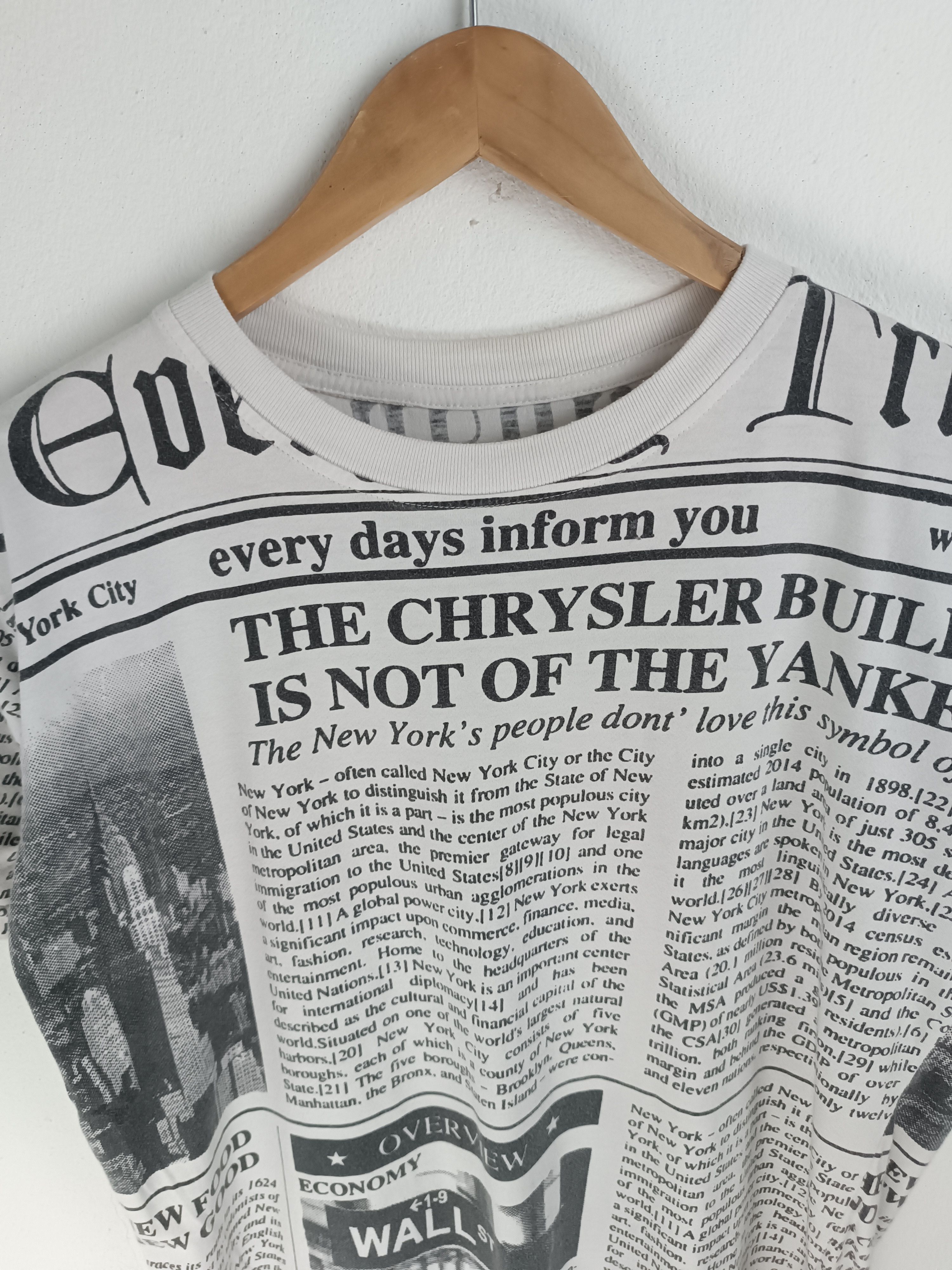 Other VINTAGE NEWSPAPER PAGE DESIGN PUNK SEDITIONARIES SEX PISTOLS Size US M / EU 48-50 / 2 - 8 Thumbnail