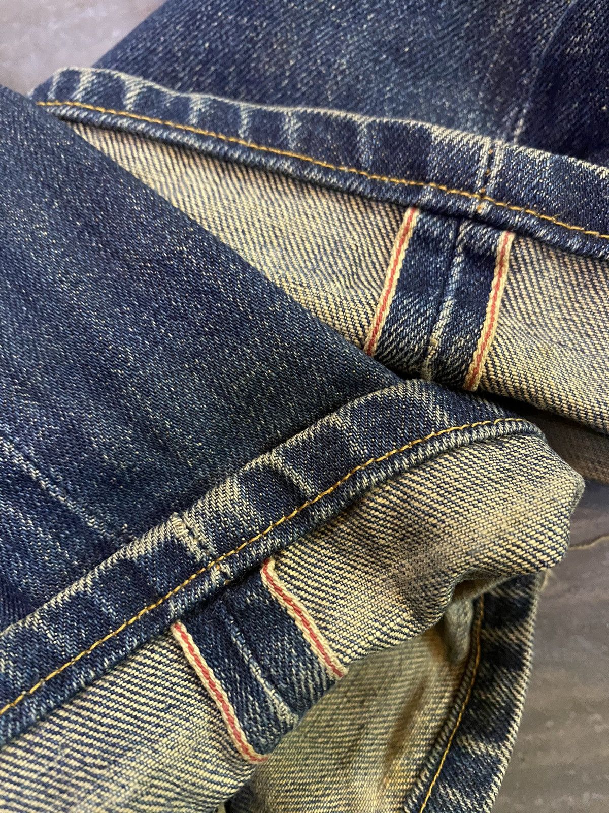 Edwin Vintage Edwin selvedge japan 🇯🇵 distressed Size US 32 / EU 48 - 3 Thumbnail