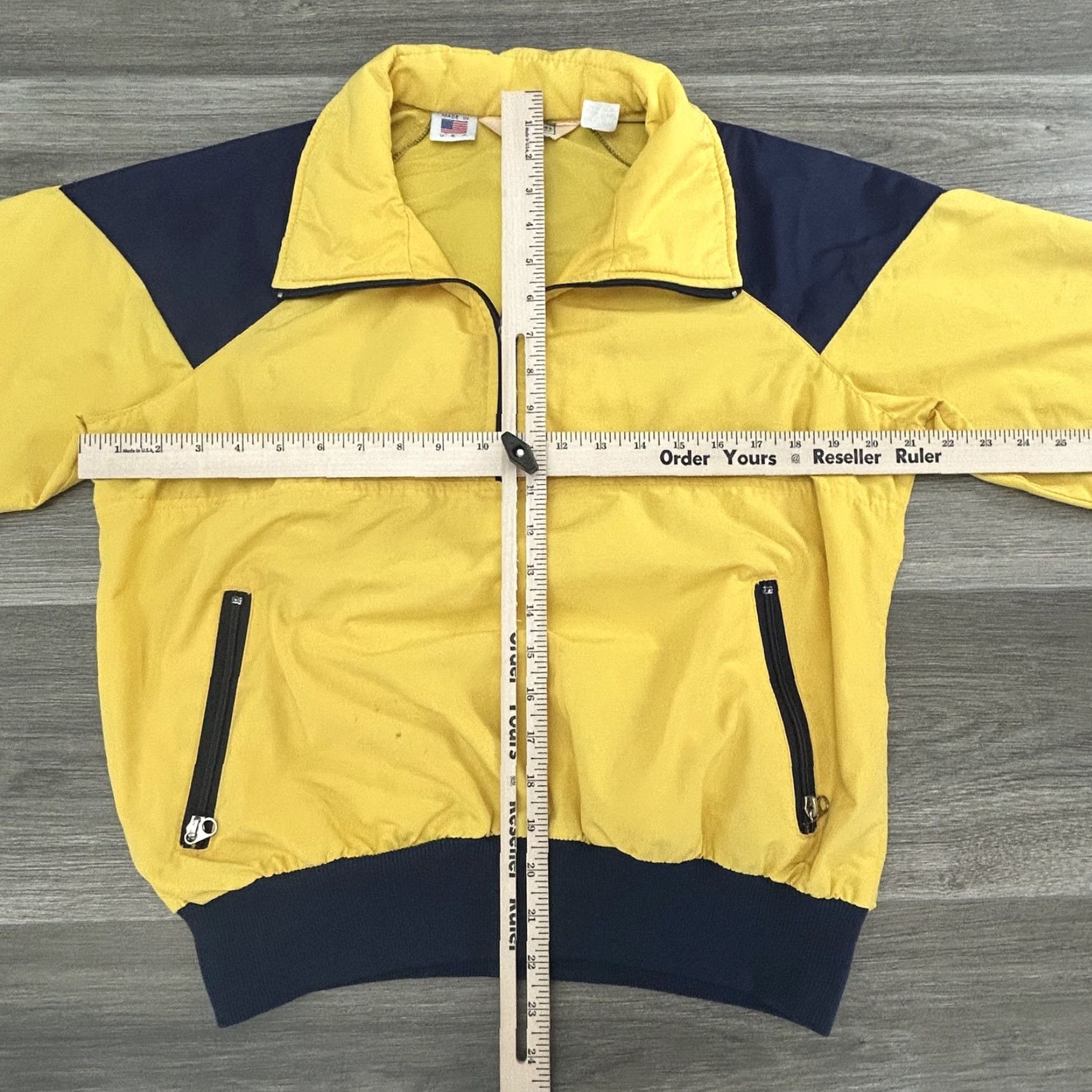 Vintage VINTAGE LL Bean Pullover Jacket Mens Small Yellow 1/4 Zip Wind-Resistant Pockets Outdoors 80s Size US S / EU 44-46 / 1 - 4 Thumbnail