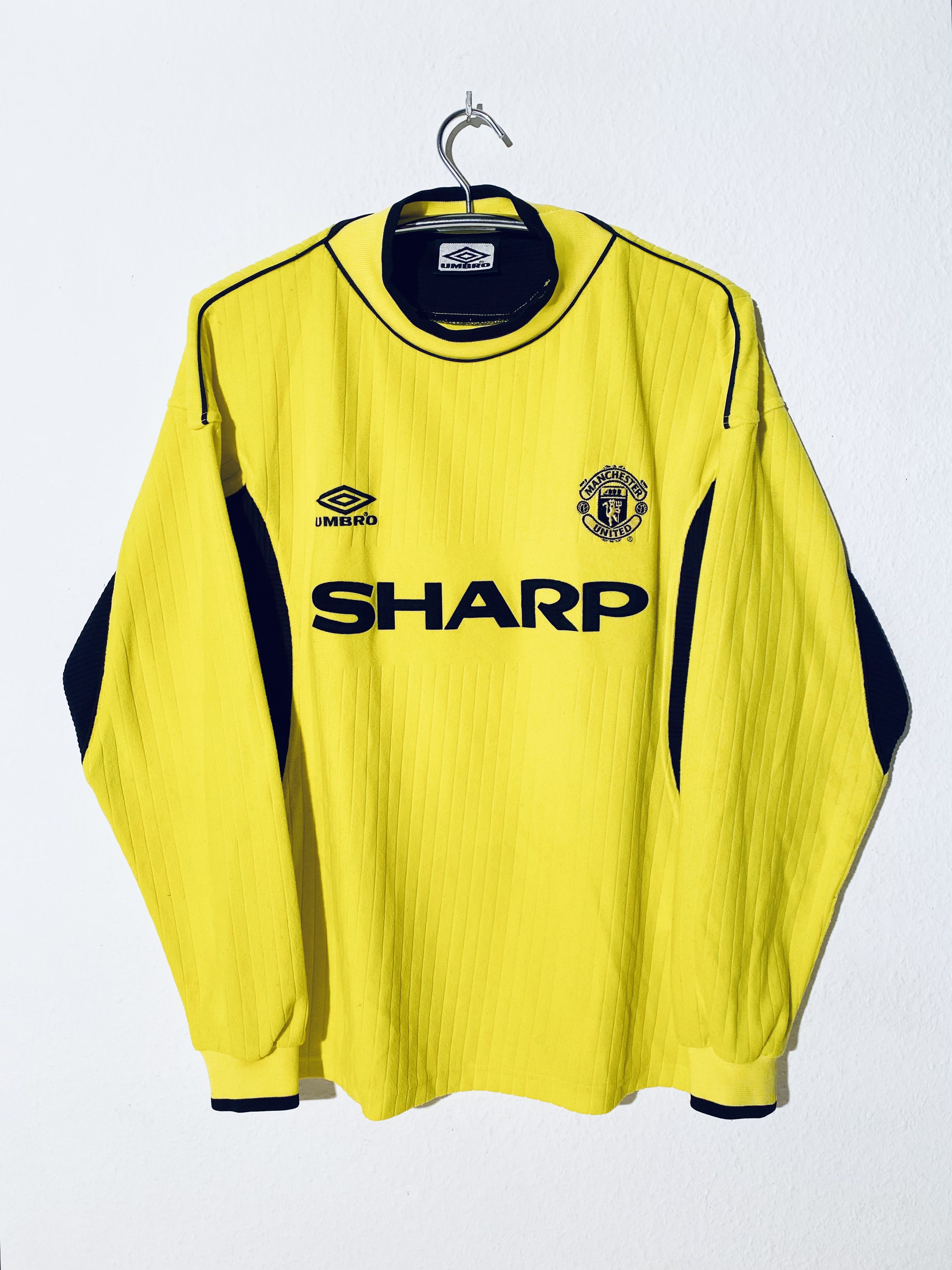 Umbro Manchester United Goalkeeper Home Jersey Shirt 1999 - 2000 Size US M / EU 48-50 / 2 - 1 Thumbnail