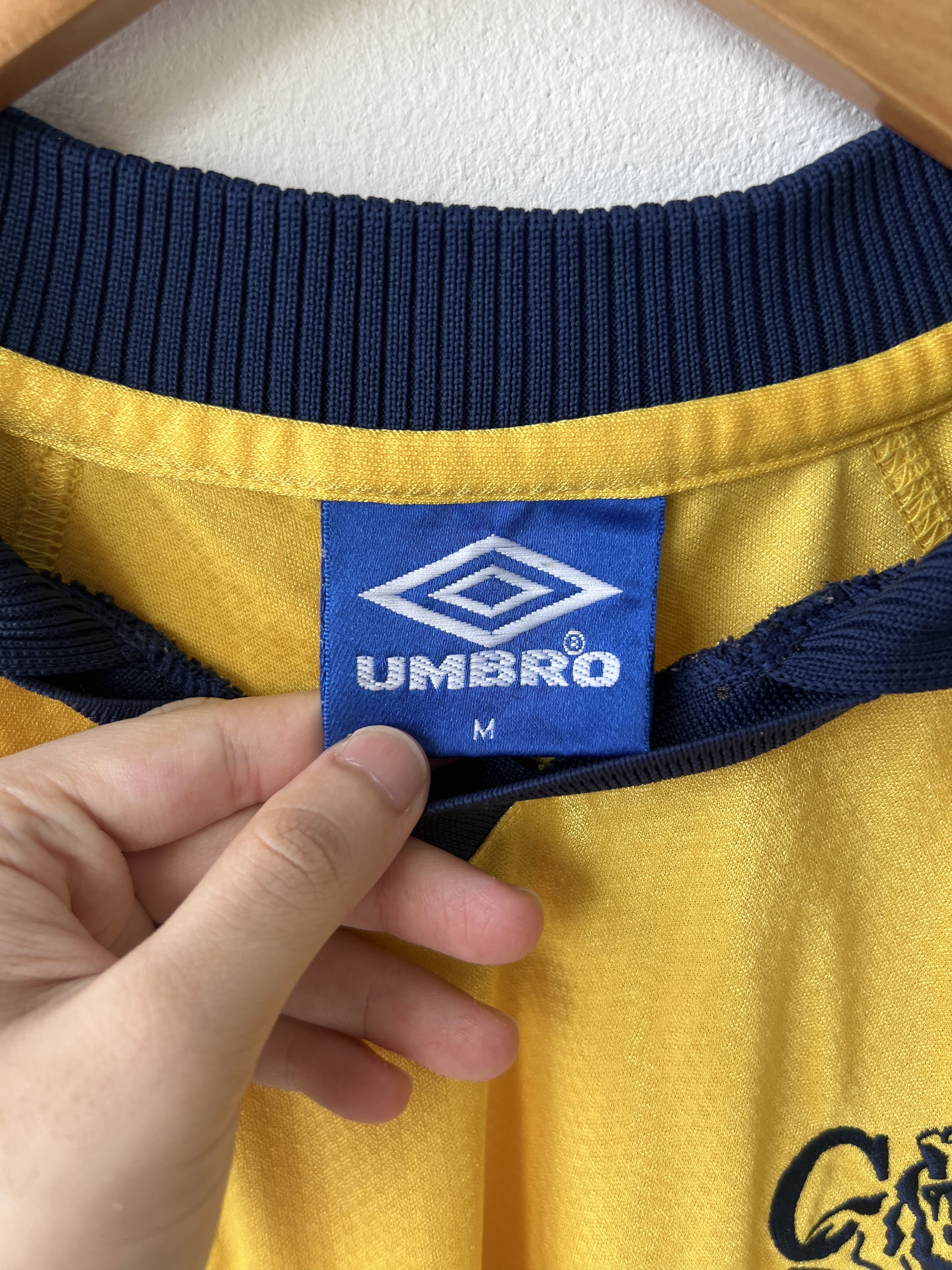 Umbro (M) Chelsea 1998-00 Third Shirt Wise #11 Kit Size US M / EU 48-50 / 2 - 3 Thumbnail