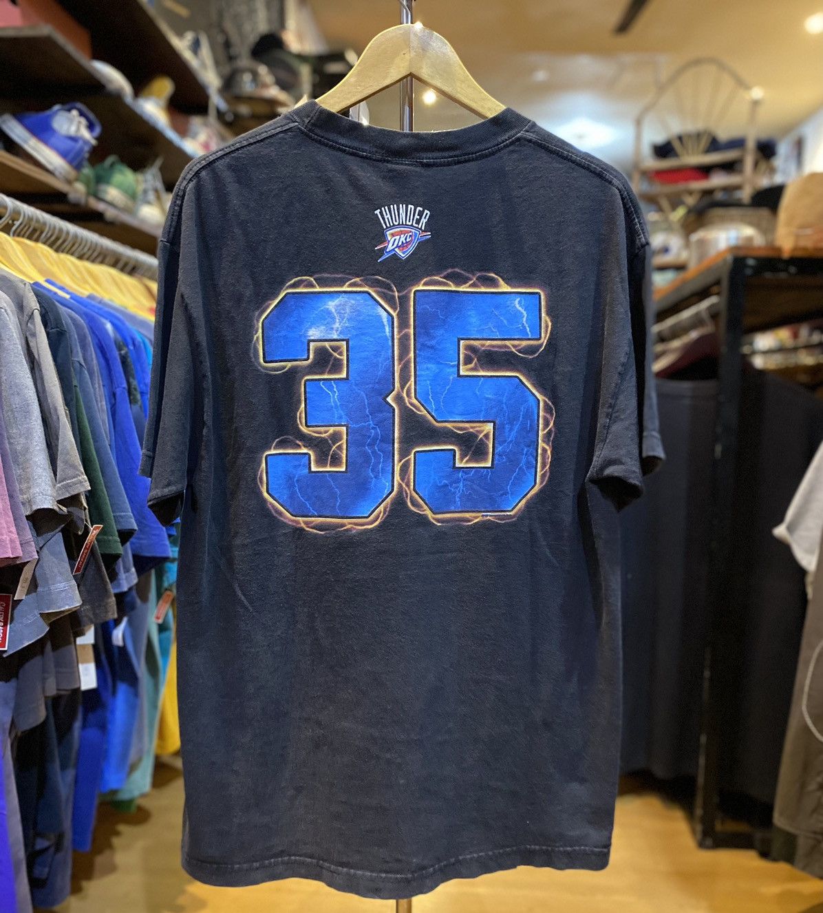 Majestic × NBA Tshirt Kevin Durant DURANTULA OKC nba Majestic Vintage vtg Size US L / EU 52-54 / 3 - 6 Thumbnail