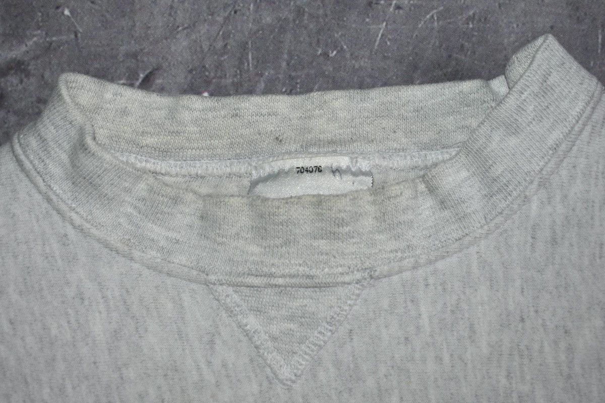 Vintage Vintage 90s East Carolina Basketball Sweatshirt (L) Size US L / EU 52-54 / 3 - 4 Thumbnail