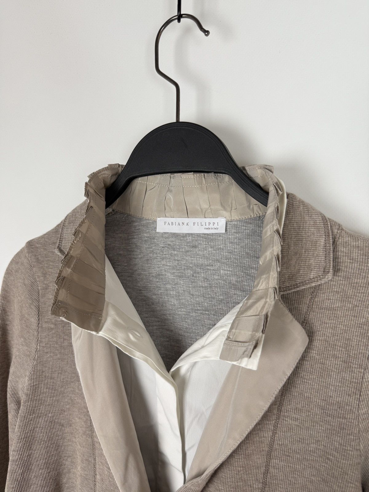 Fabiana Filippi Fabiana Filippi 2 in 1 Effect Rib Jersey Button Cardigan S-M Size M / US 6-8 / IT 42-44 - 6 Thumbnail